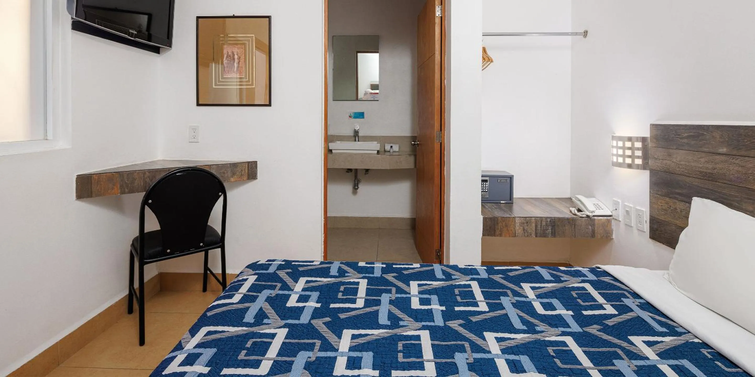 Photo of the whole room, Bed in Opportunity León