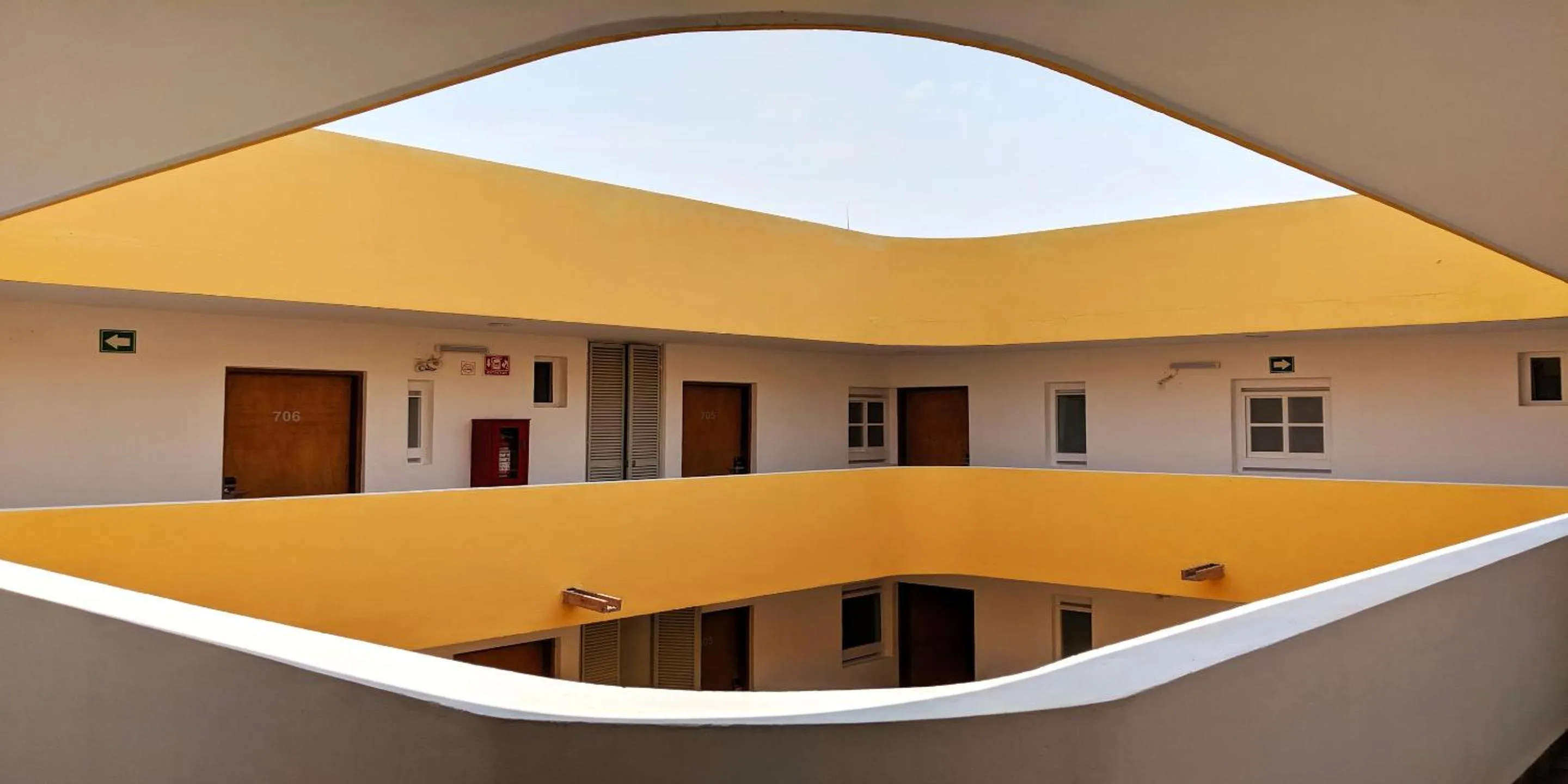 Property building in Opportunity León