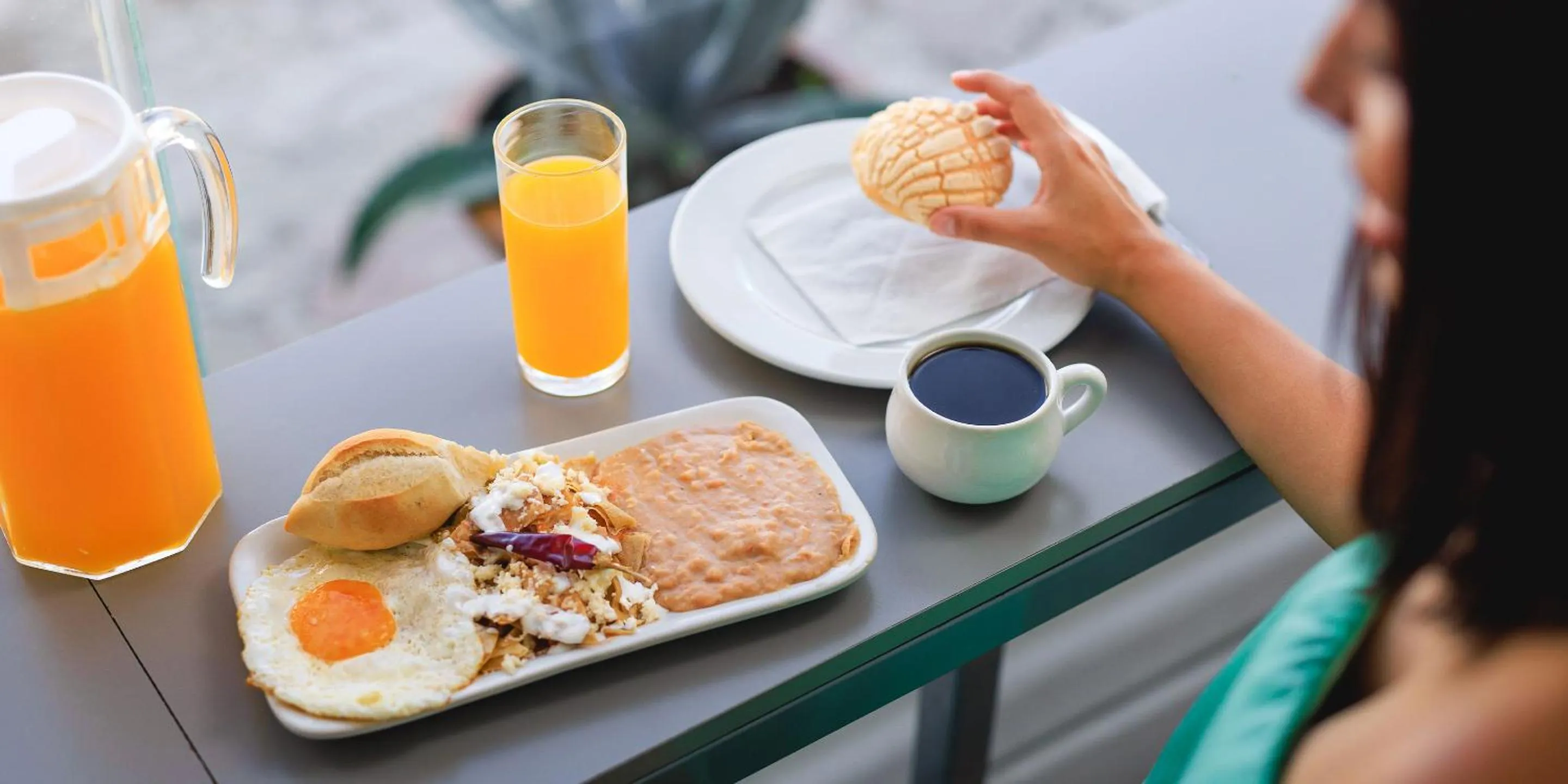 American breakfast in Opportunity León