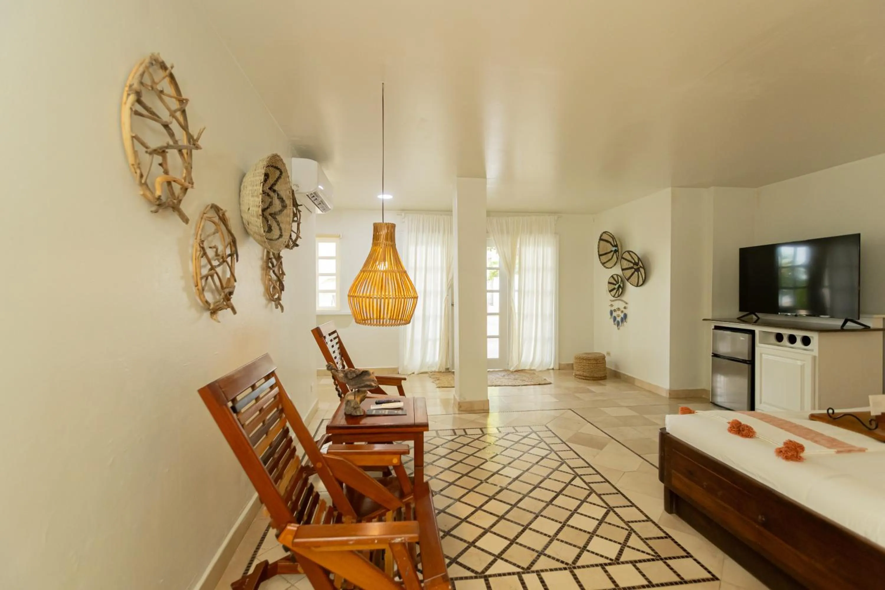 Living room in Almond Beach Resort at Jaguar Reef