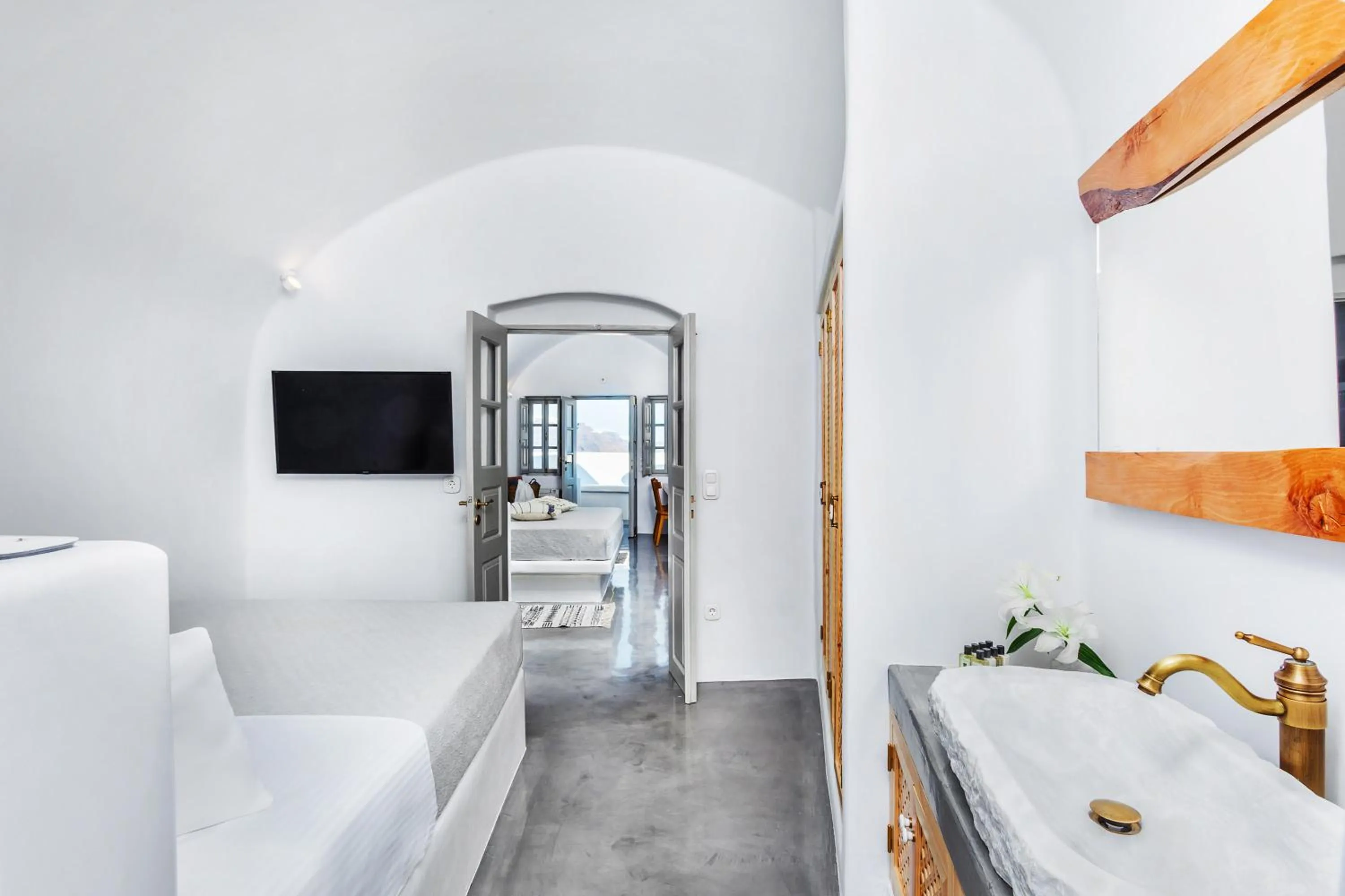 Living room, Bed in Diamond Luxury Suites Collection