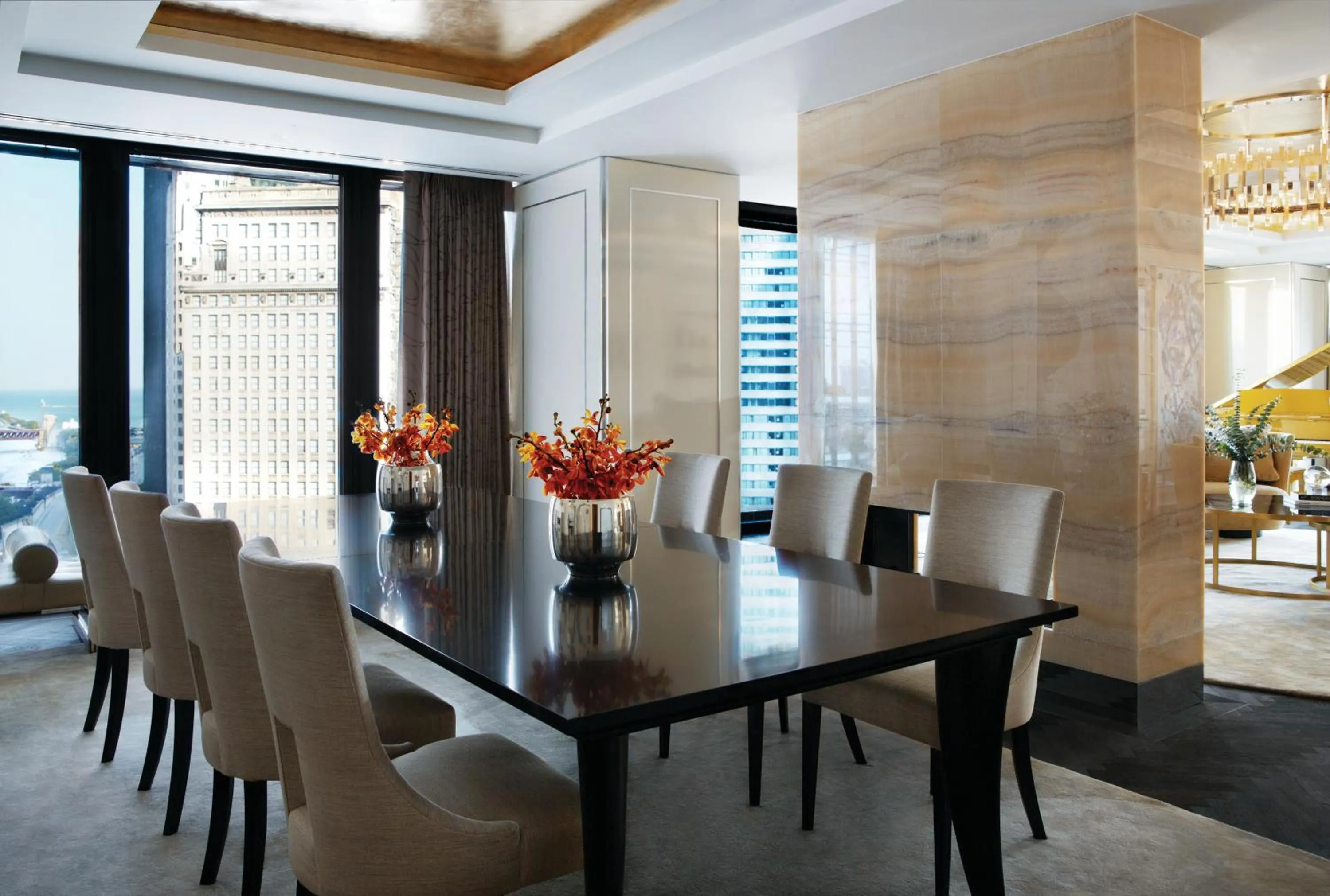 Dining area in The Langham Chicago