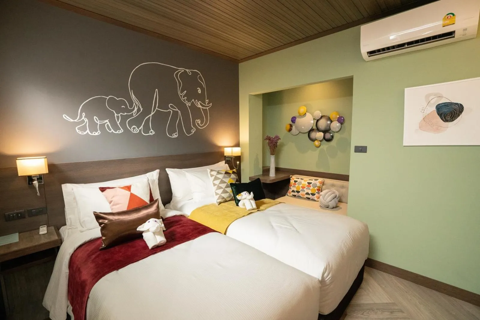 Bed in Sanae' Oldtown Hotel