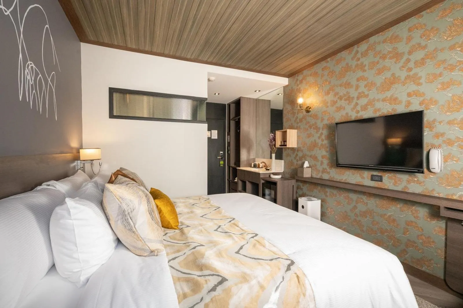 Bed in Sanae' Oldtown Hotel