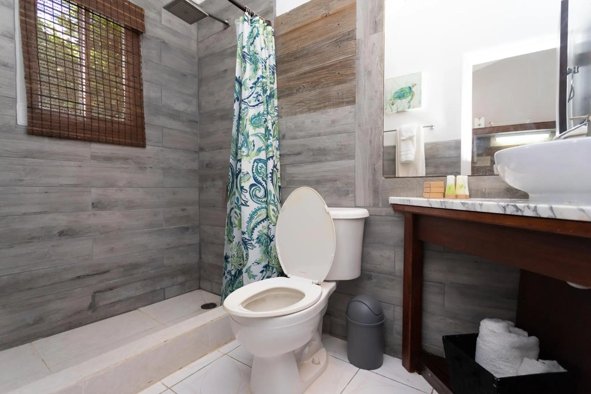 Bathroom in South Coast Horizon