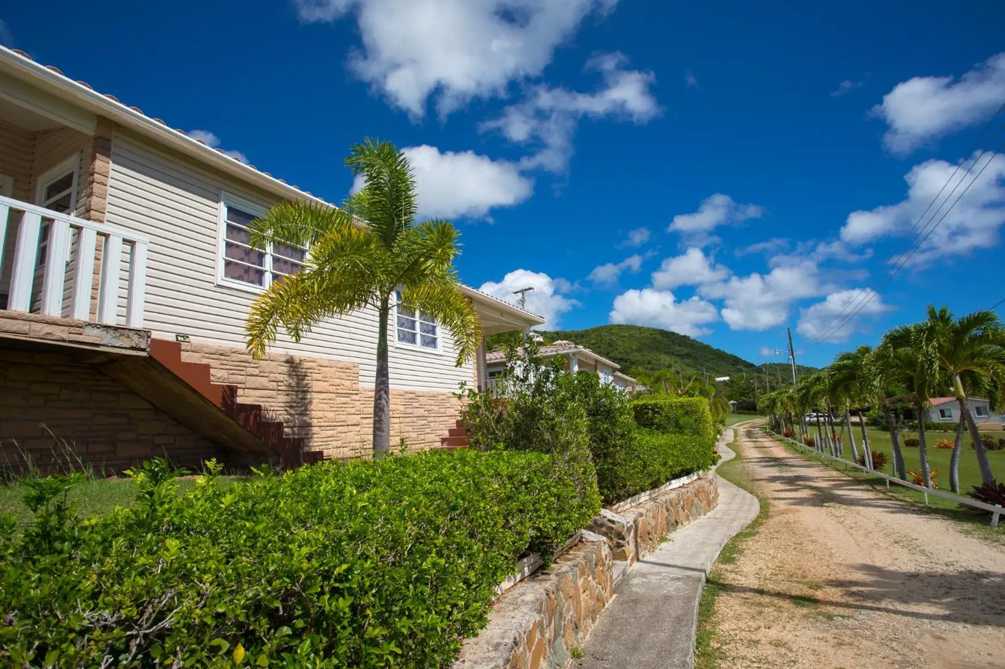 Deluxe King Suite in South Coast Horizon Deluxe King Suite in South Coast Horizon