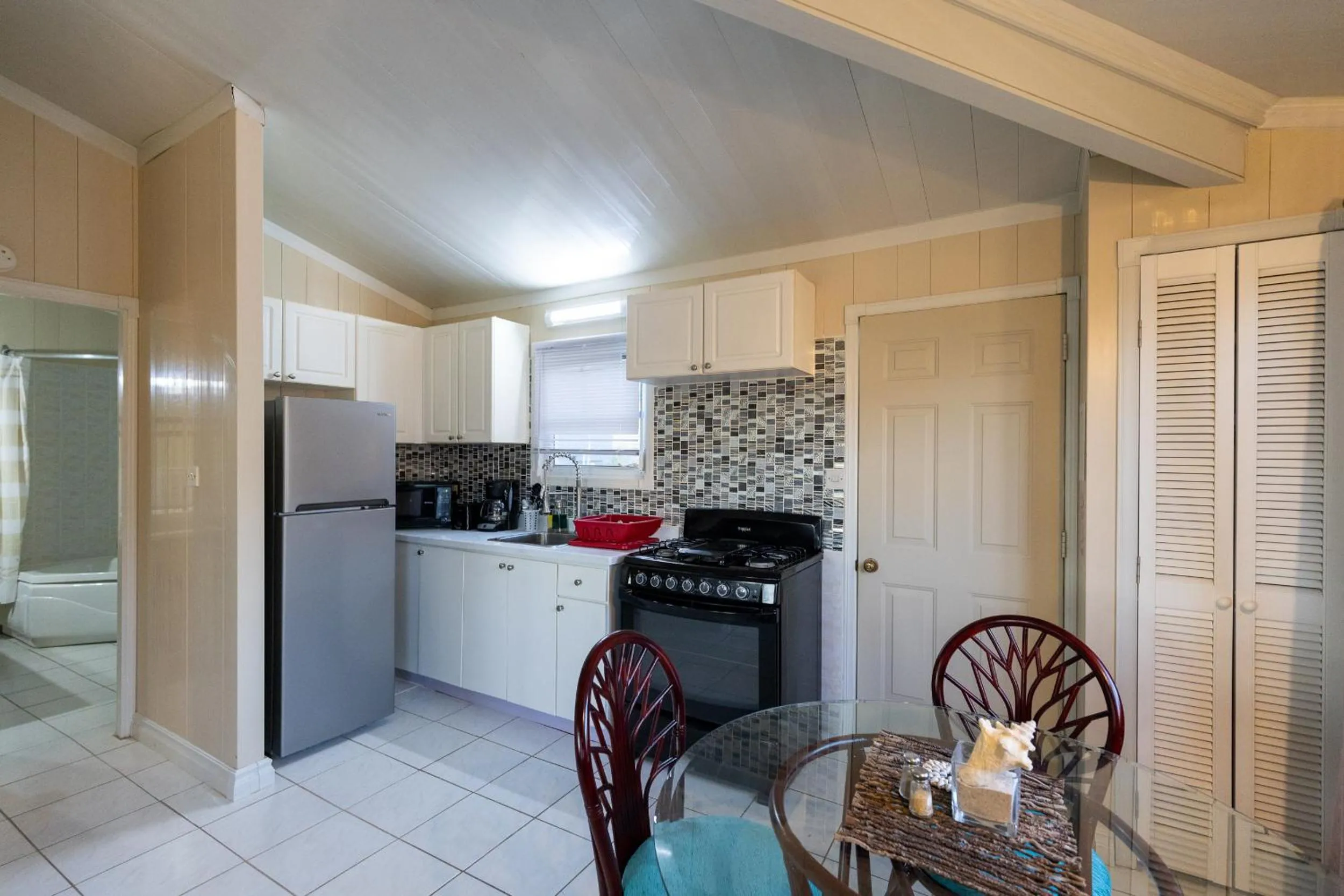 kitchen in South Coast Horizon