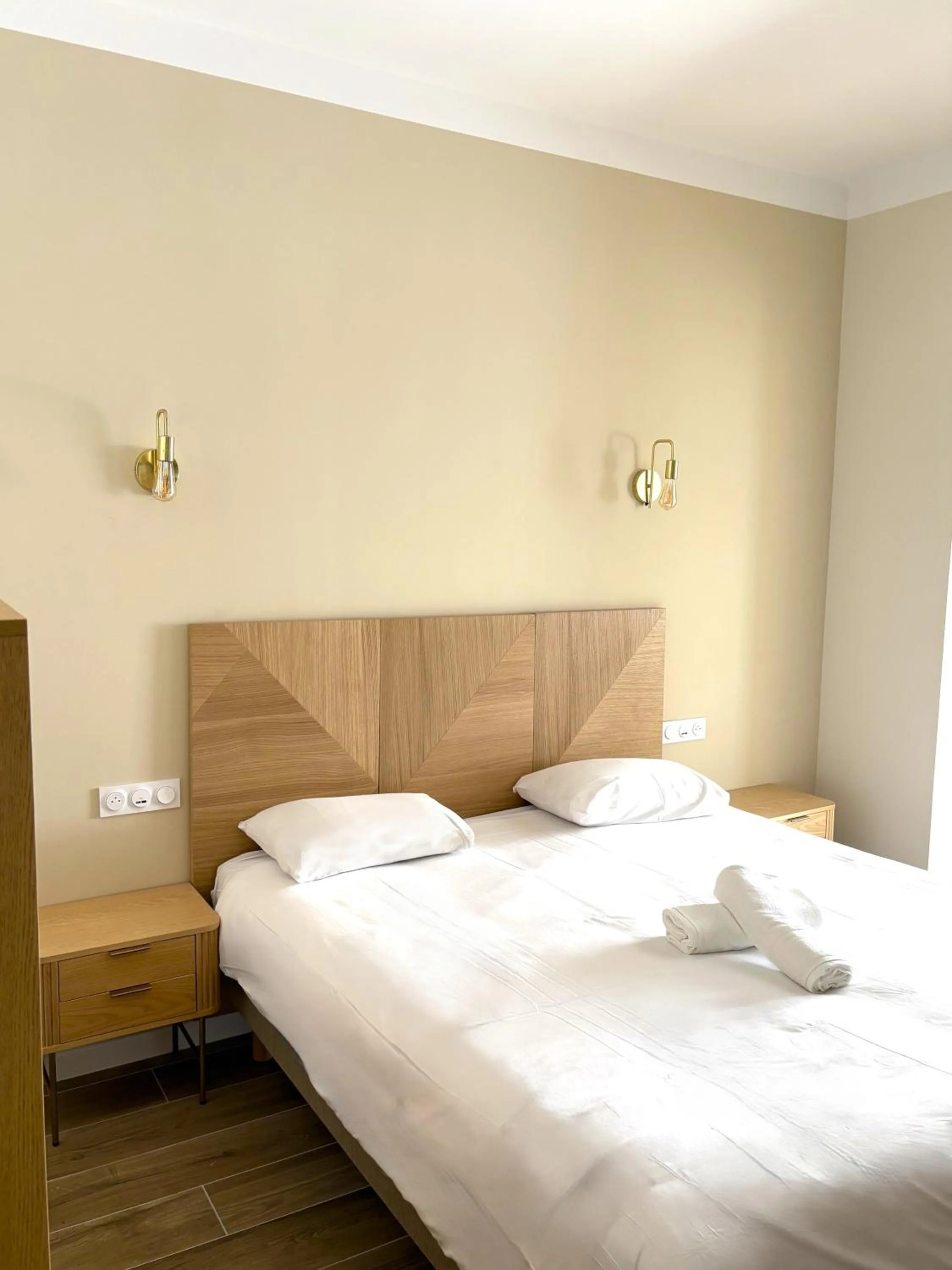 Bed in Adonis Sanary Grand Hôtel des Bains