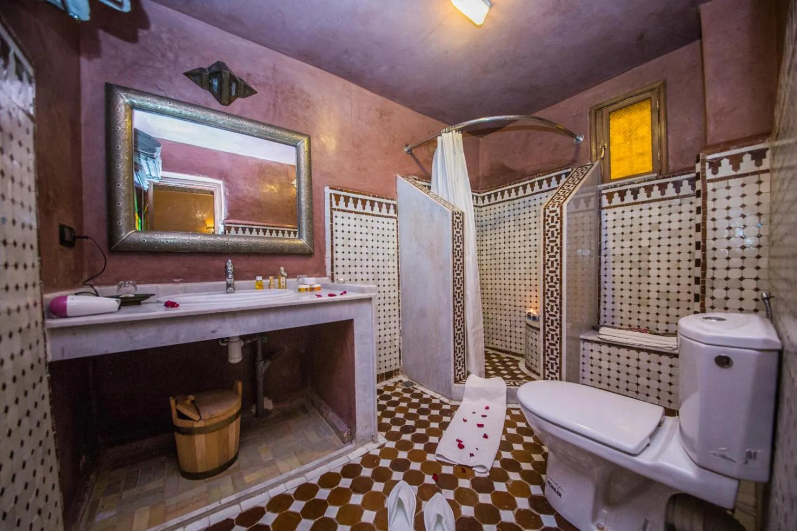 Bathroom in Riad Ghita Palace