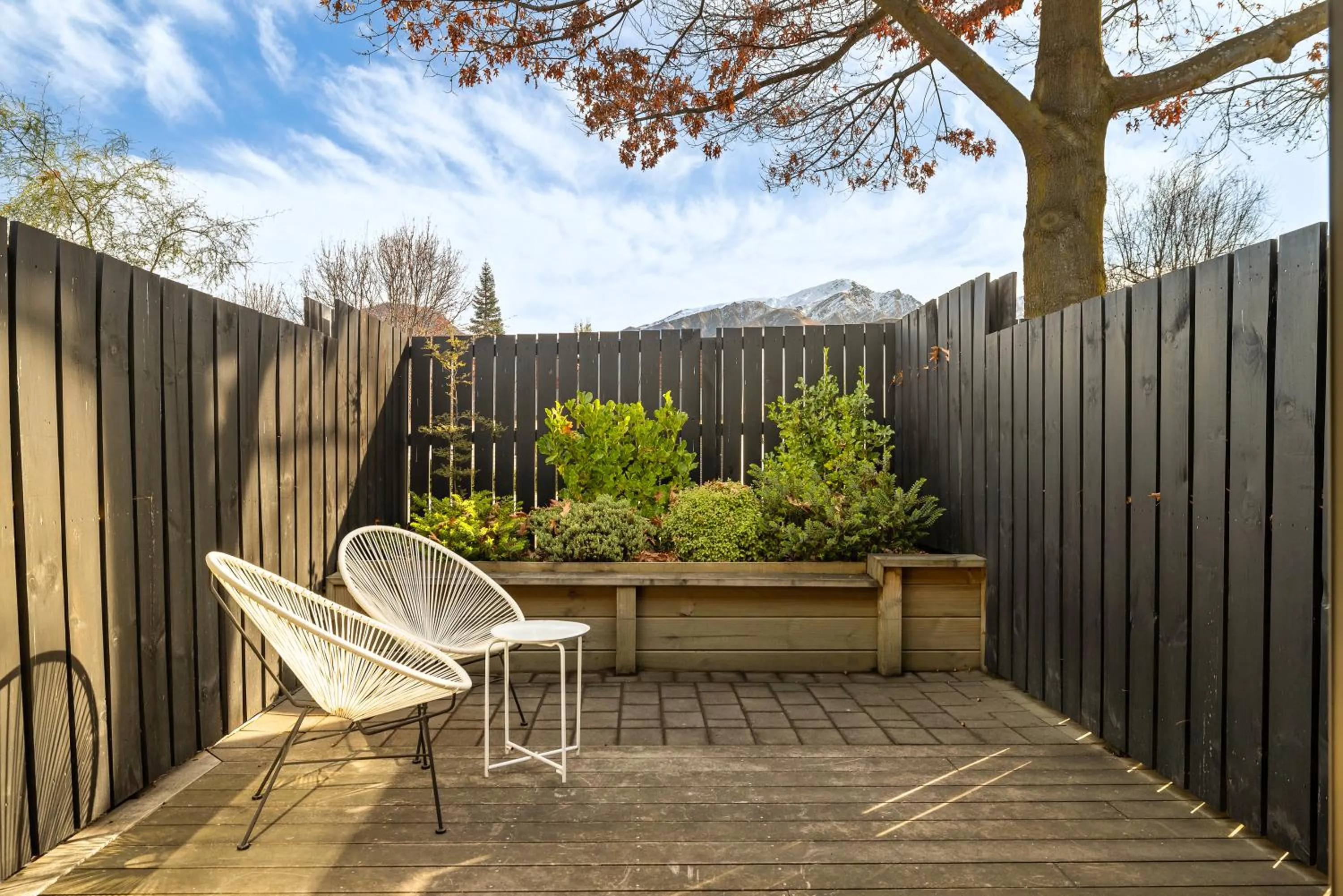 Inner courtyard view in Arrowtown Motel