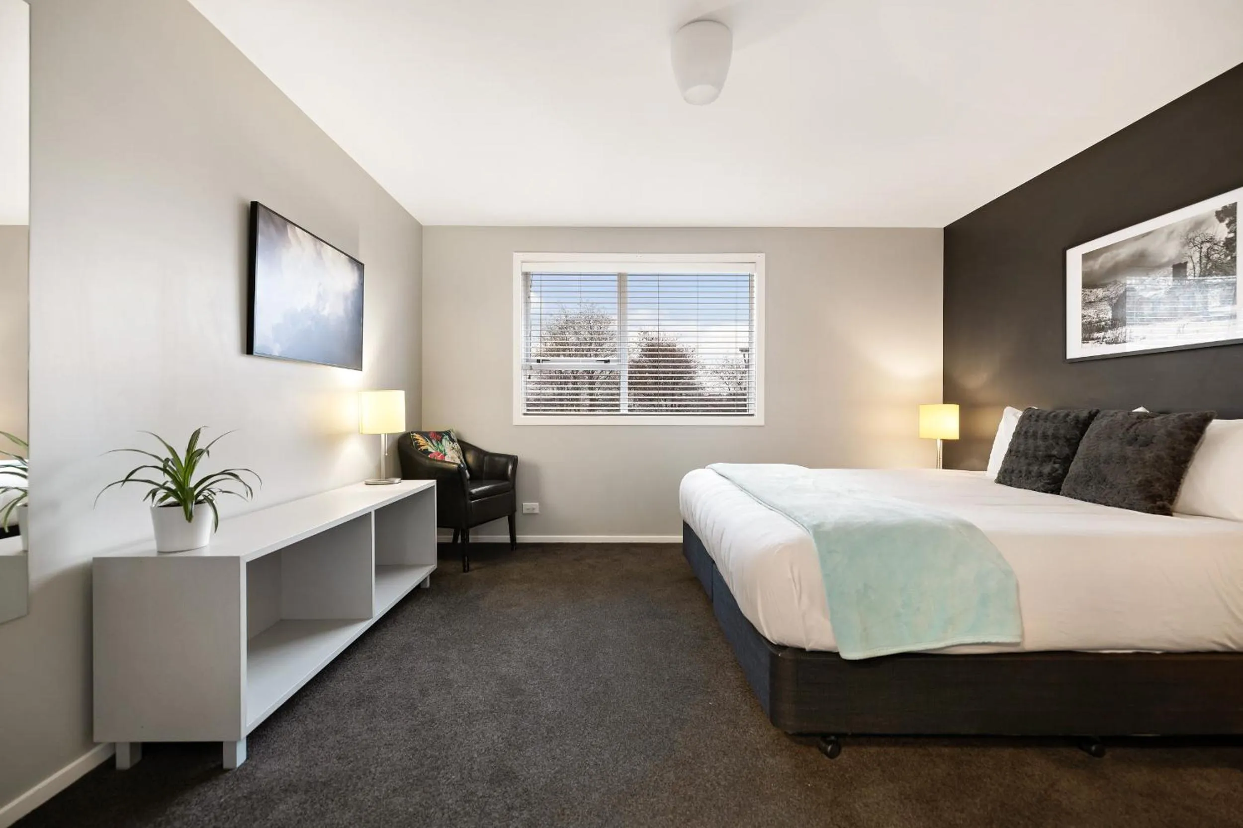 Bed in Arrowtown Motel