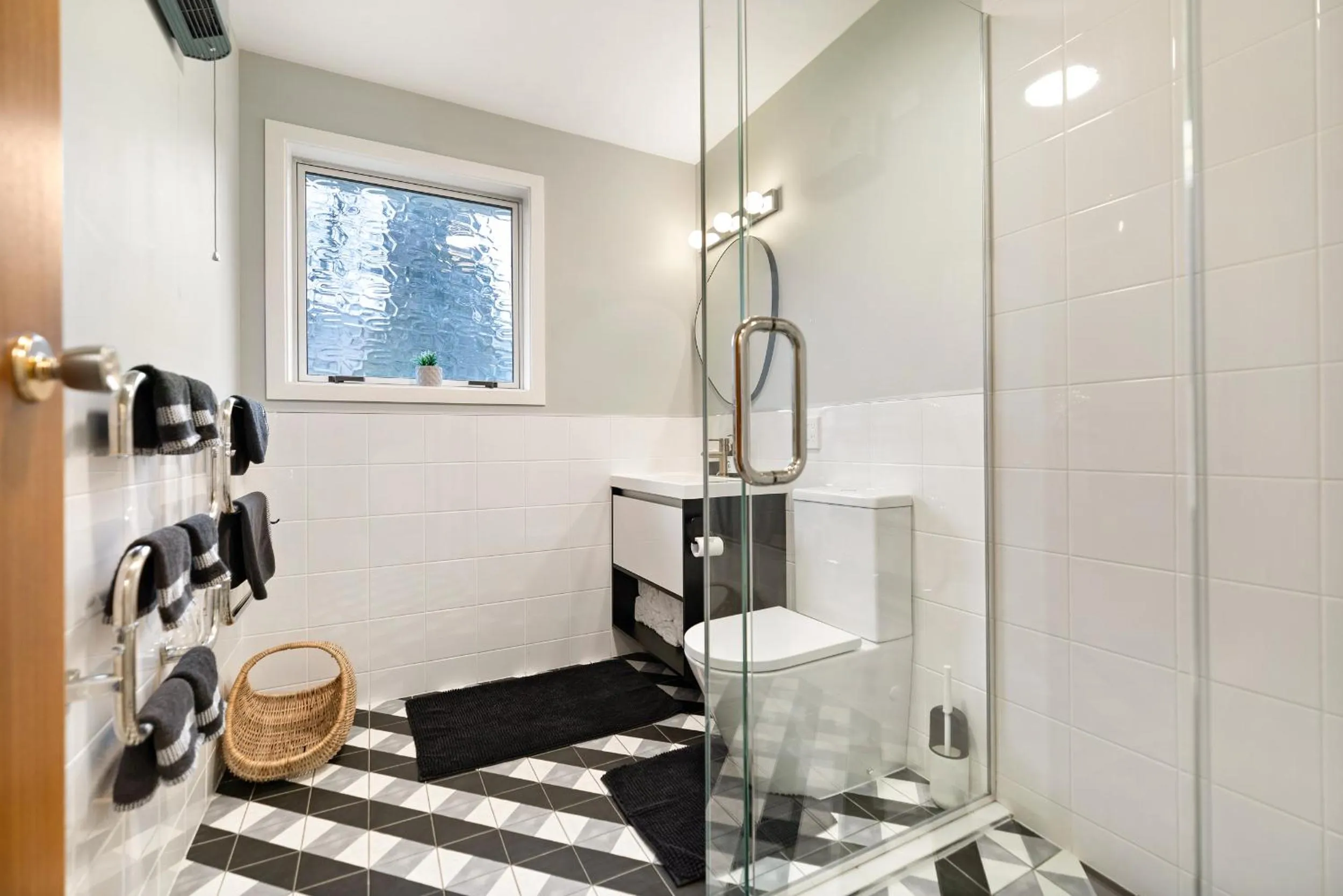 Shower in Arrowtown Motel