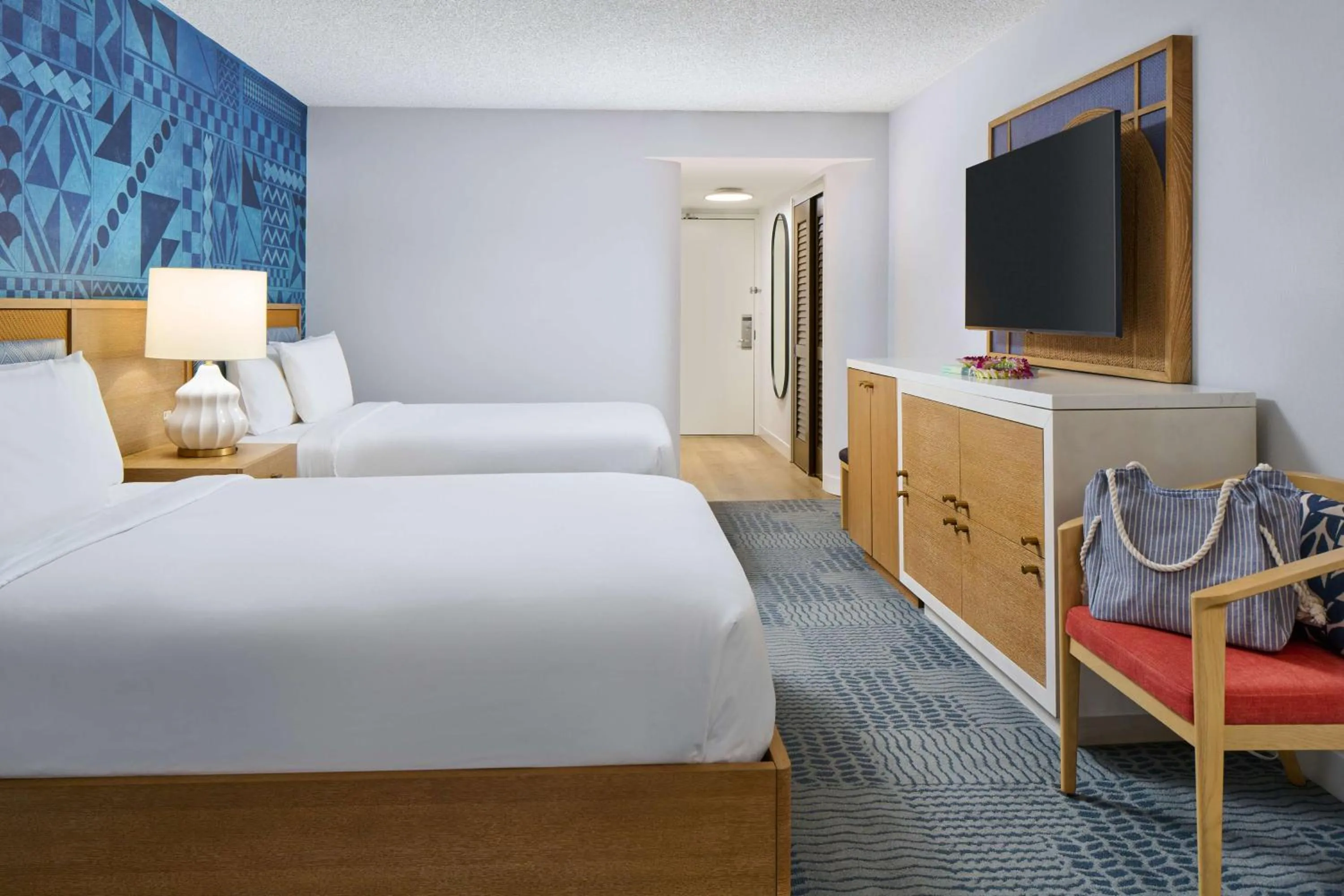 Bedroom, Bed in OUTRIGGER Waikiki Paradise Hotel