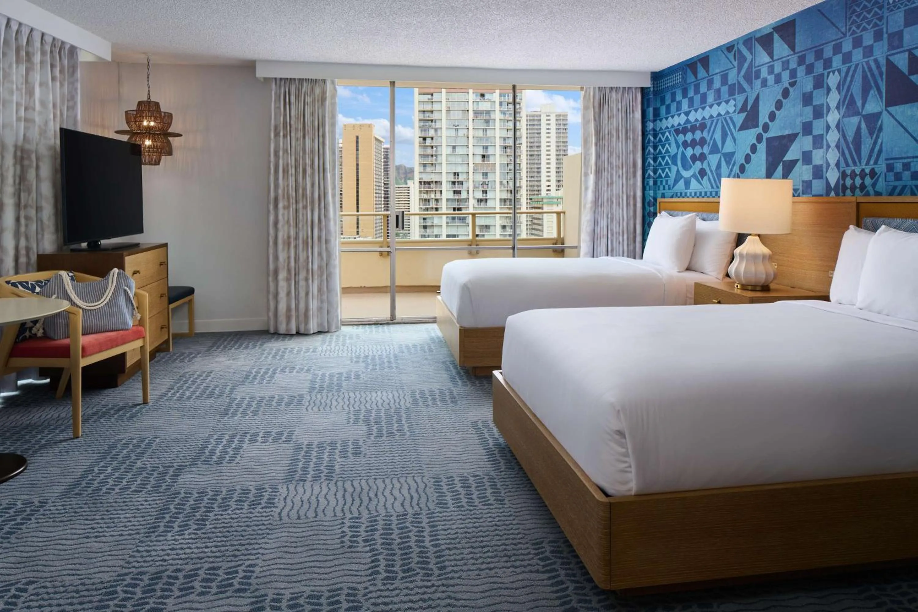 Bedroom, Bed in OUTRIGGER Waikiki Paradise Hotel