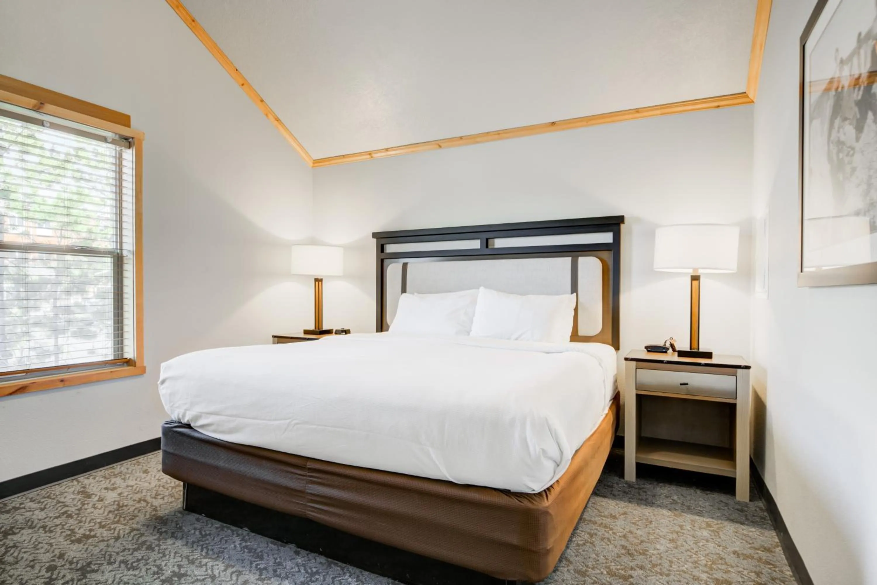 Bed in Explorer Cabins at Yellowstone