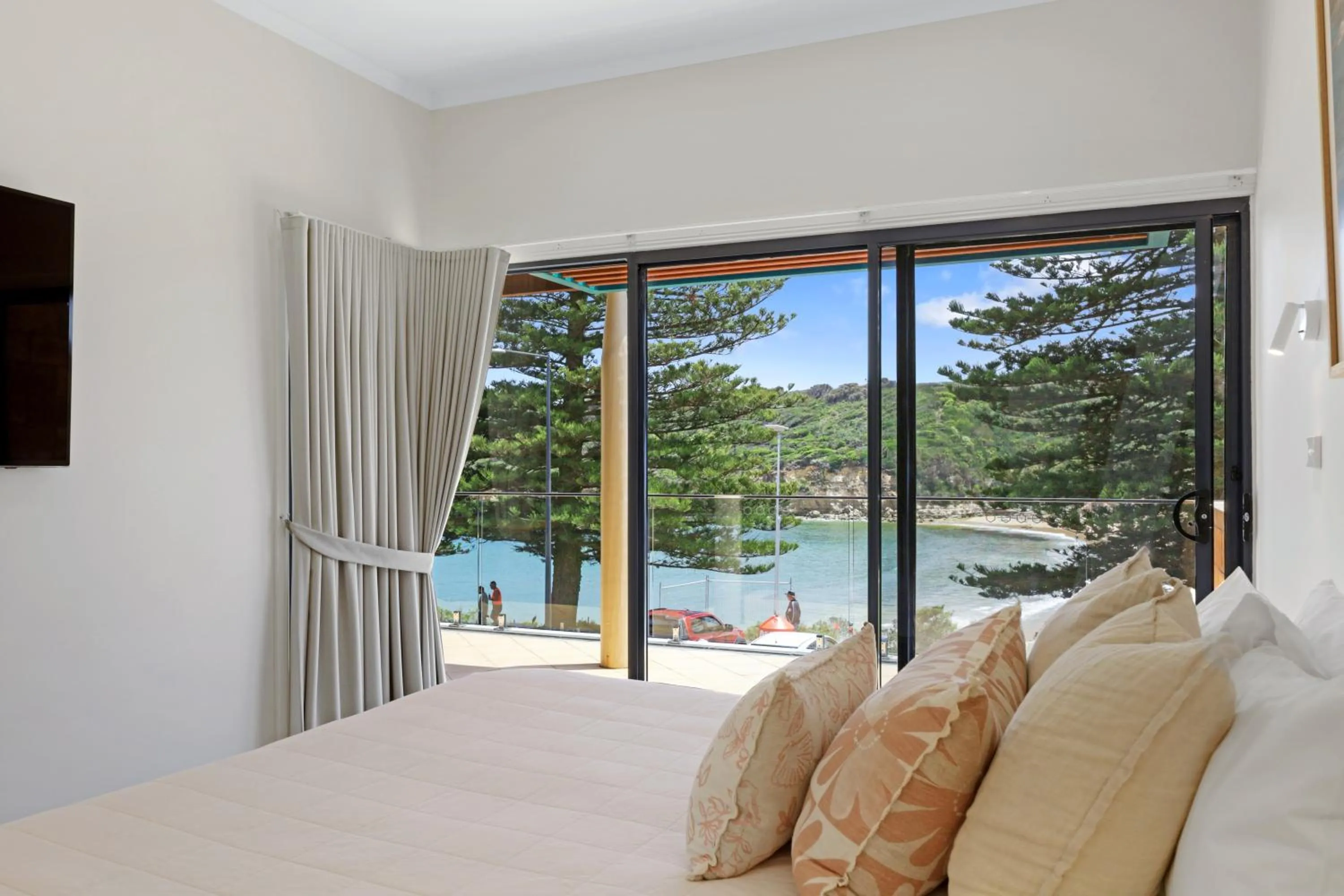 Bed in Sea Foam Villas