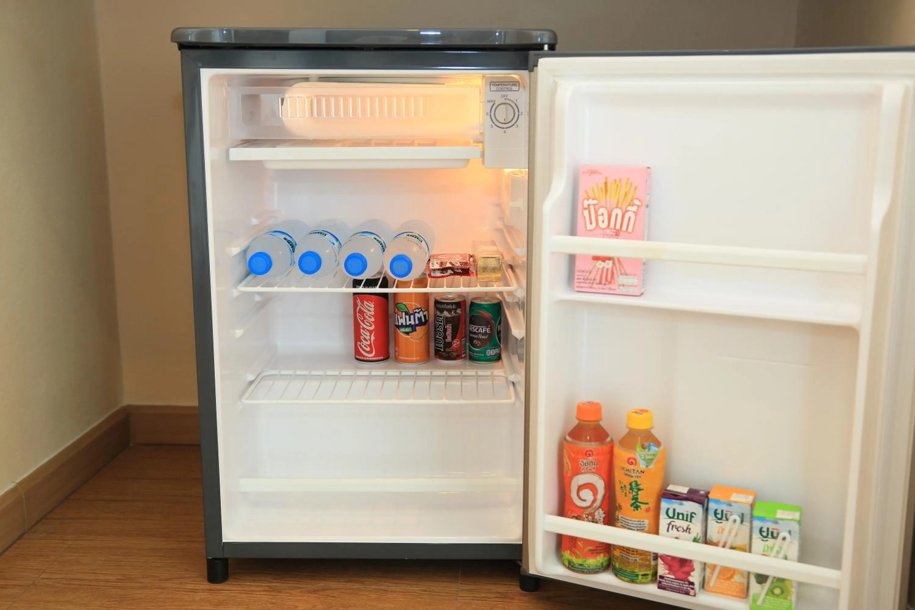 Drinks in Tripletreesvillage