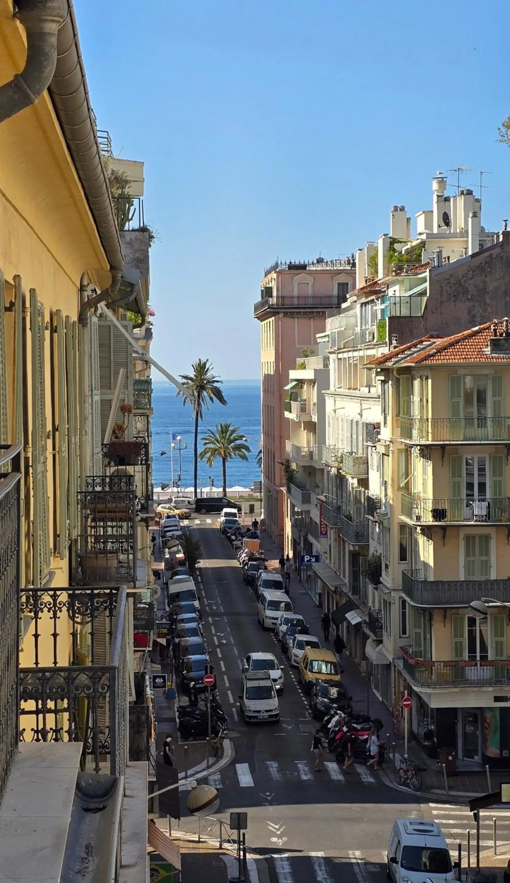 Day in Hôtel de la Fontaine