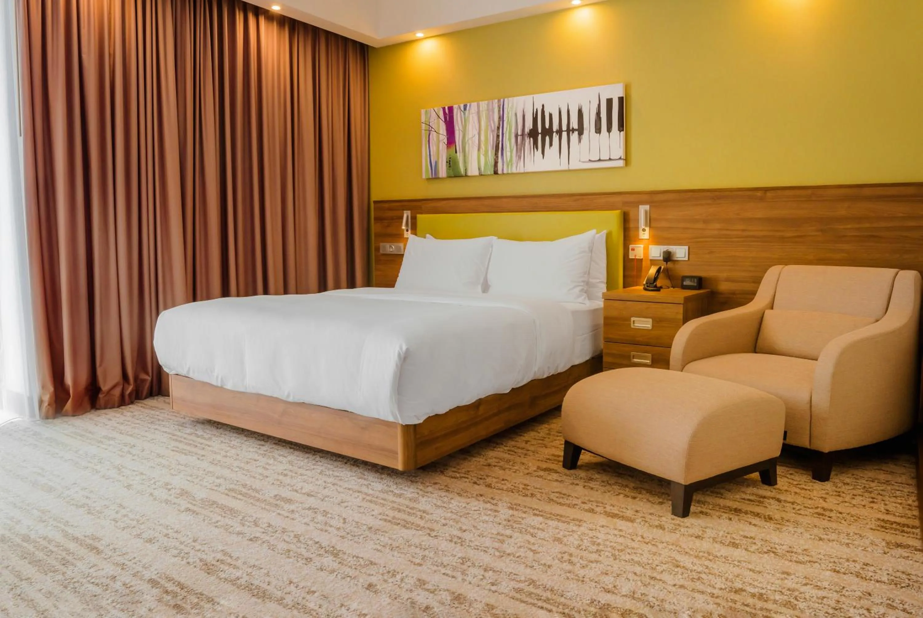 Bed in Hampton By Hilton Kalisz