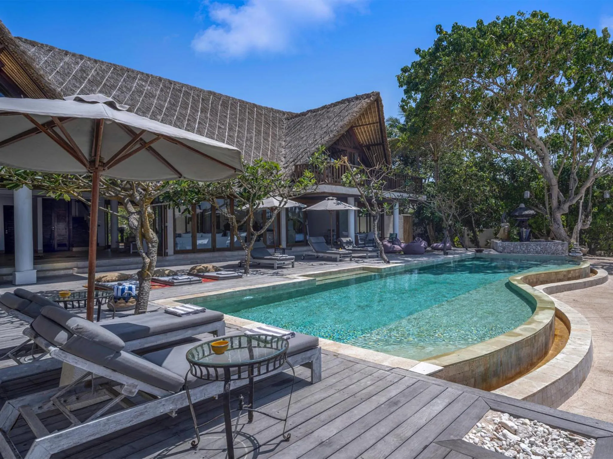 Property building in Villa Voyage