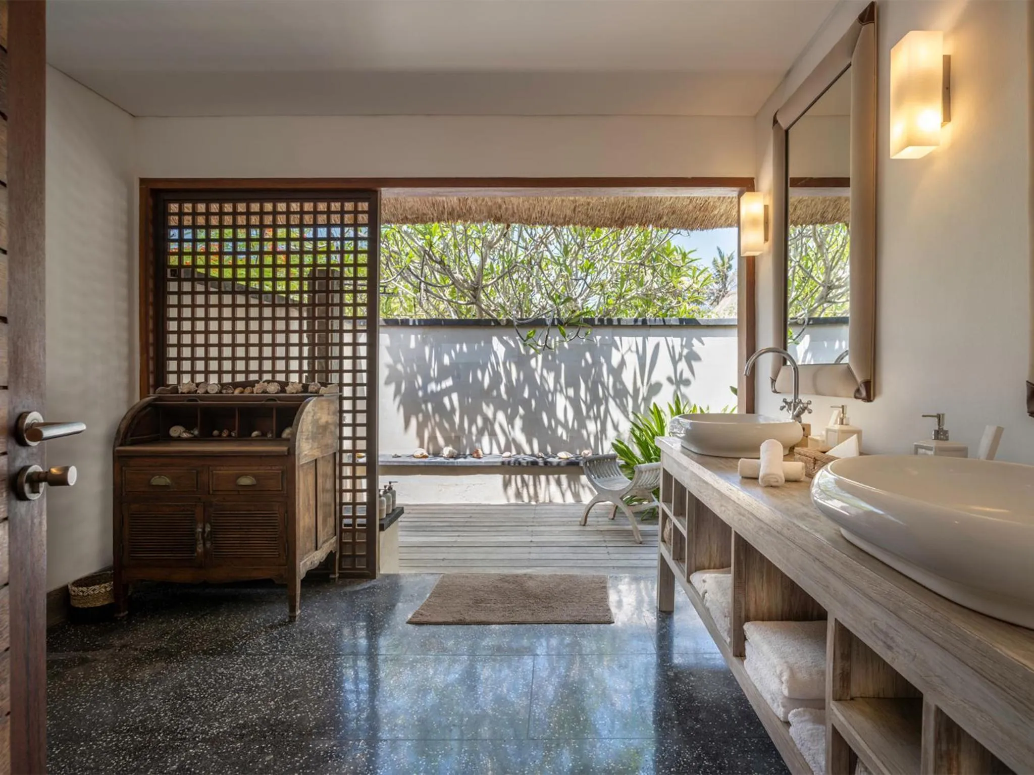 Bedroom in Villa Voyage