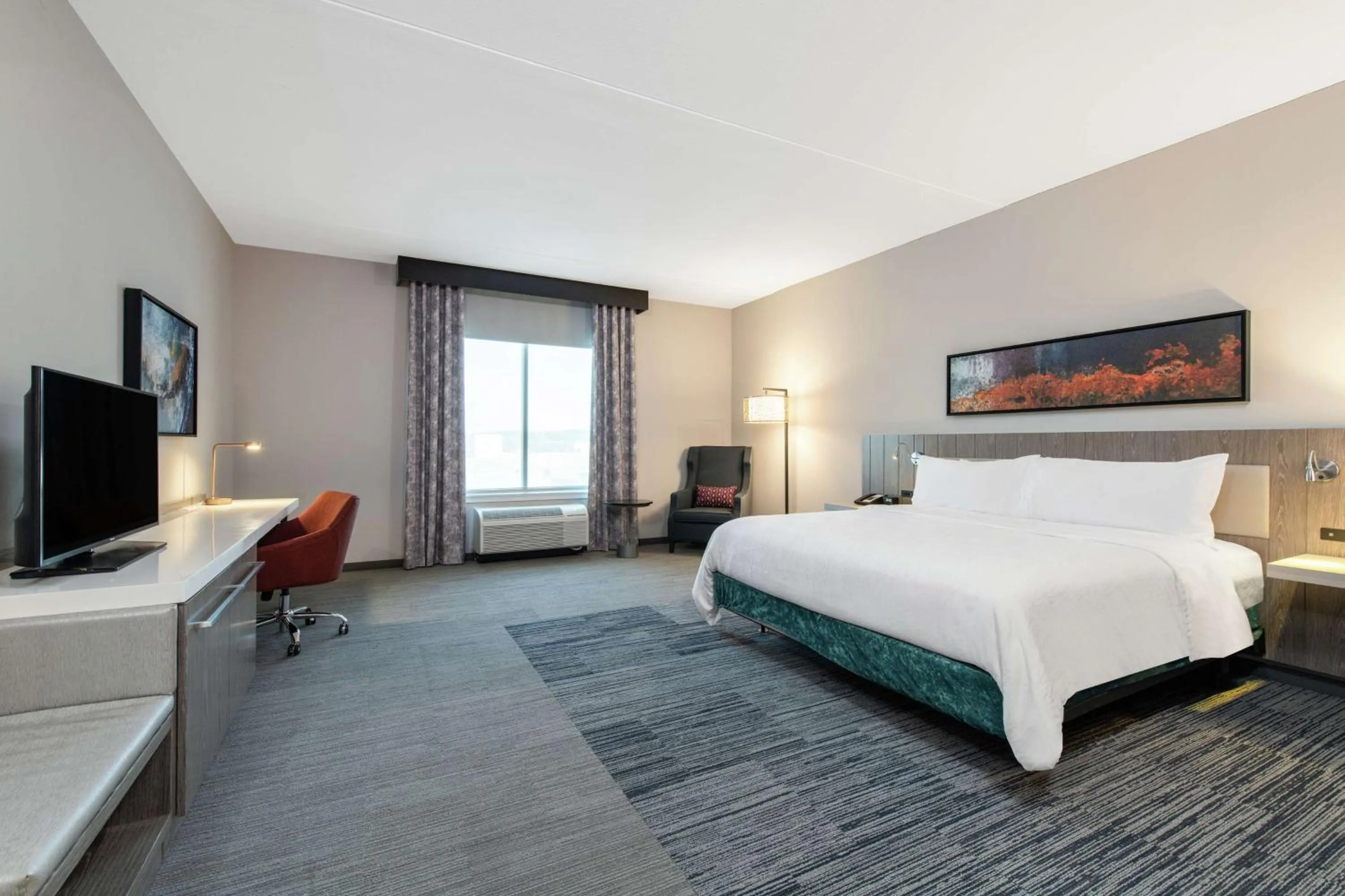 Bedroom, Bed in Hilton Garden Inn Pittsburgh Area Beaver Valley, Pa