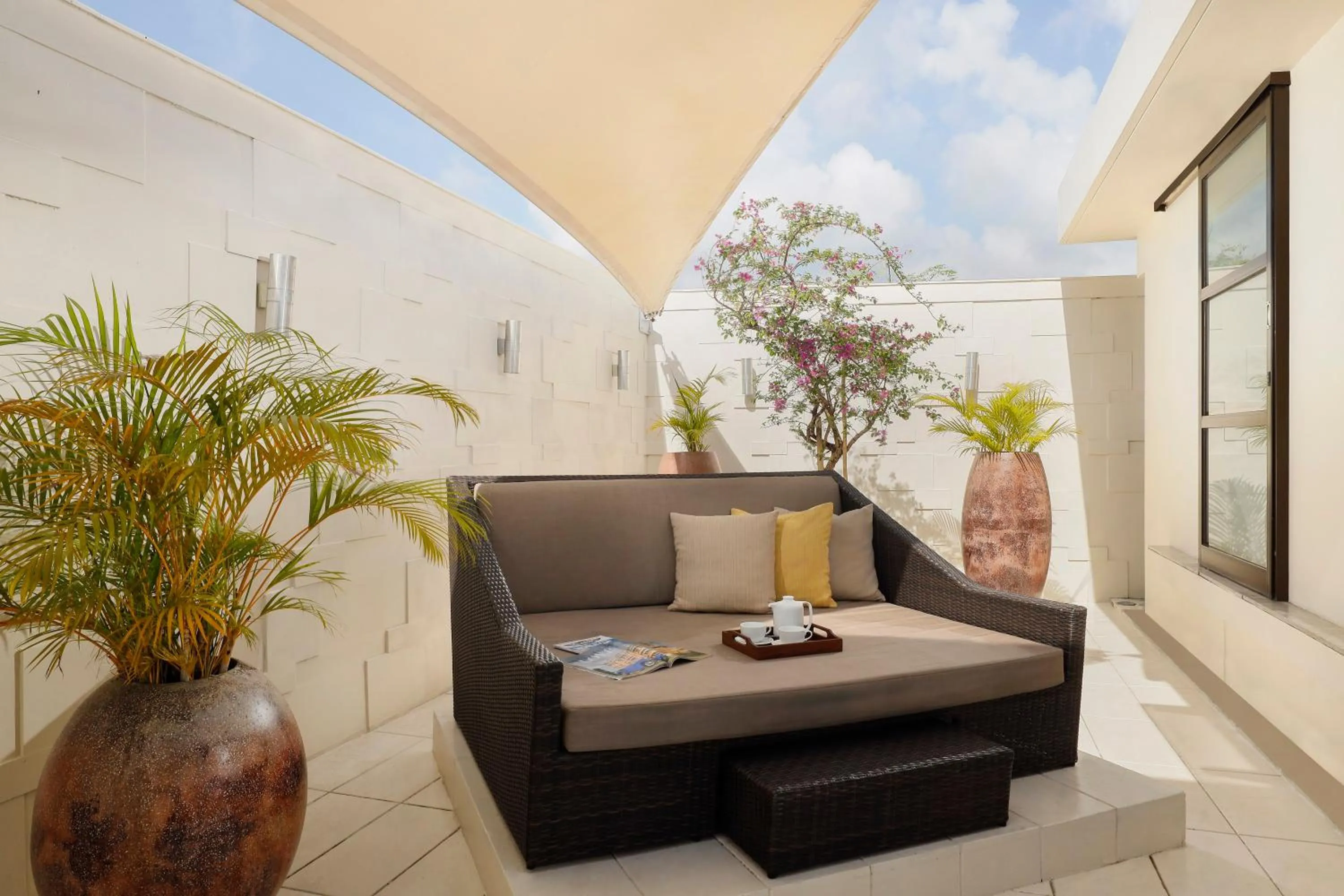 Seating area in Villa Jamalu by Nakula