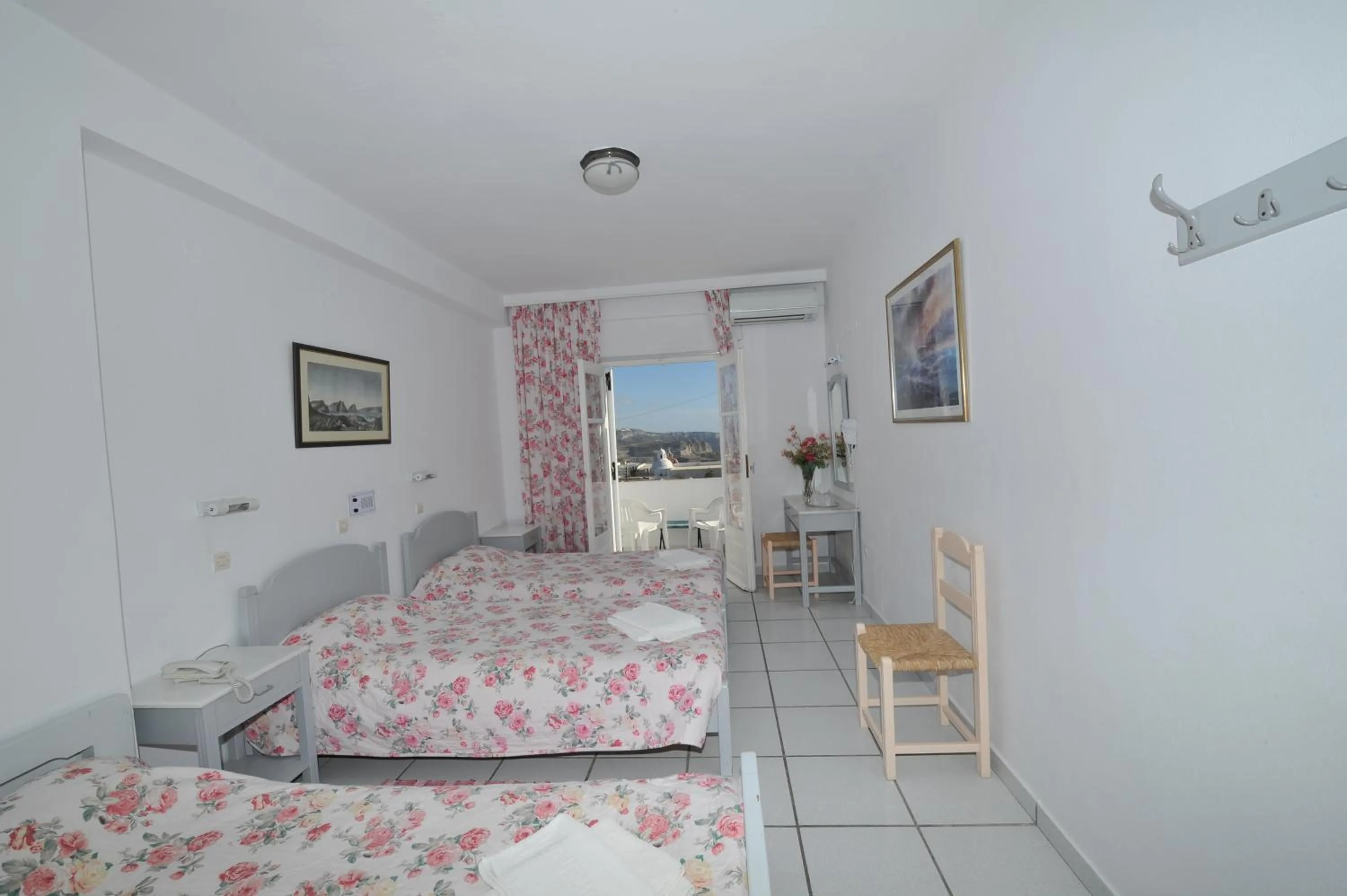 Day, Bed in King Thiras Hotel