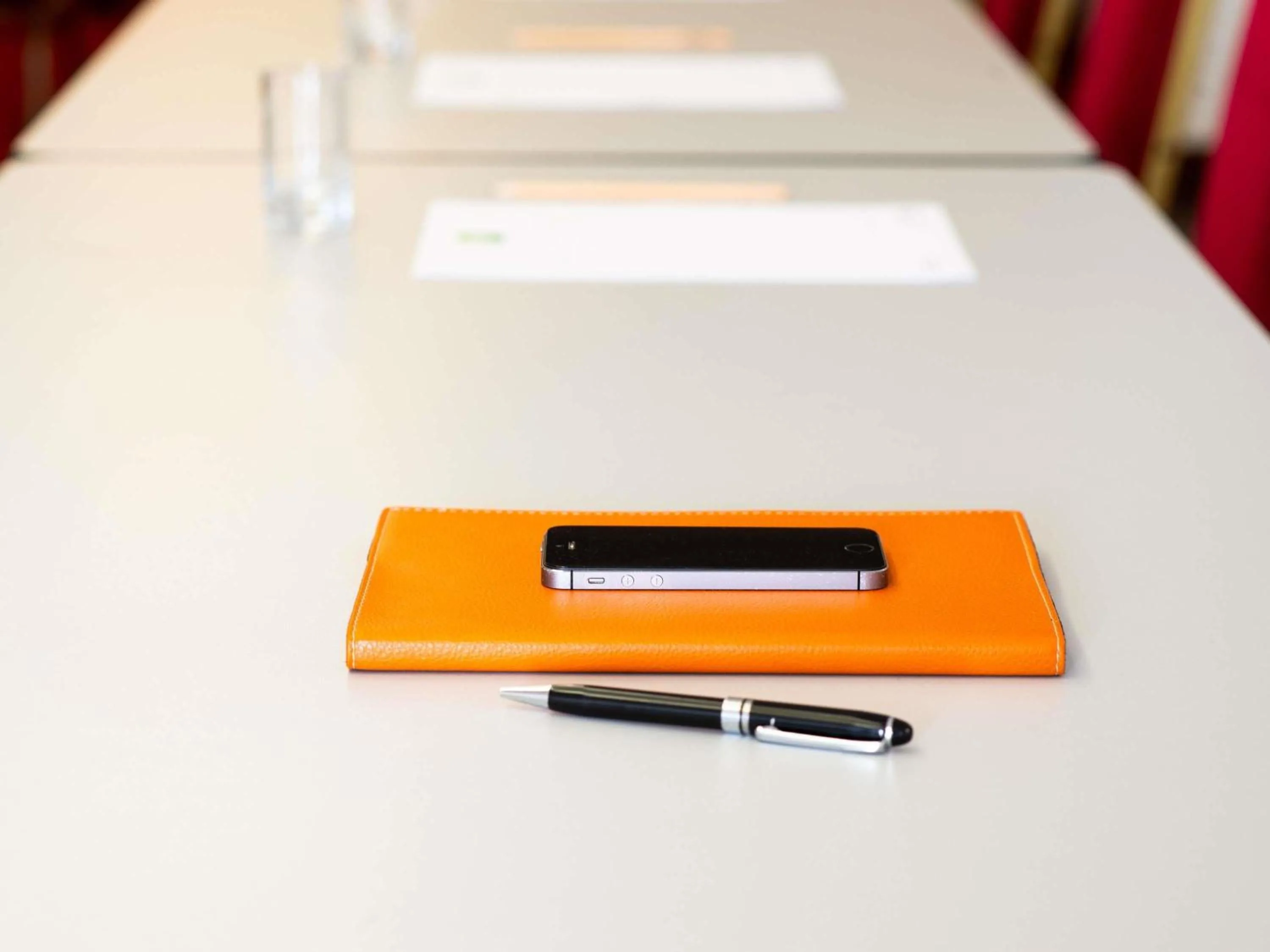 Meeting/conference room in ibis Styles Bayonne