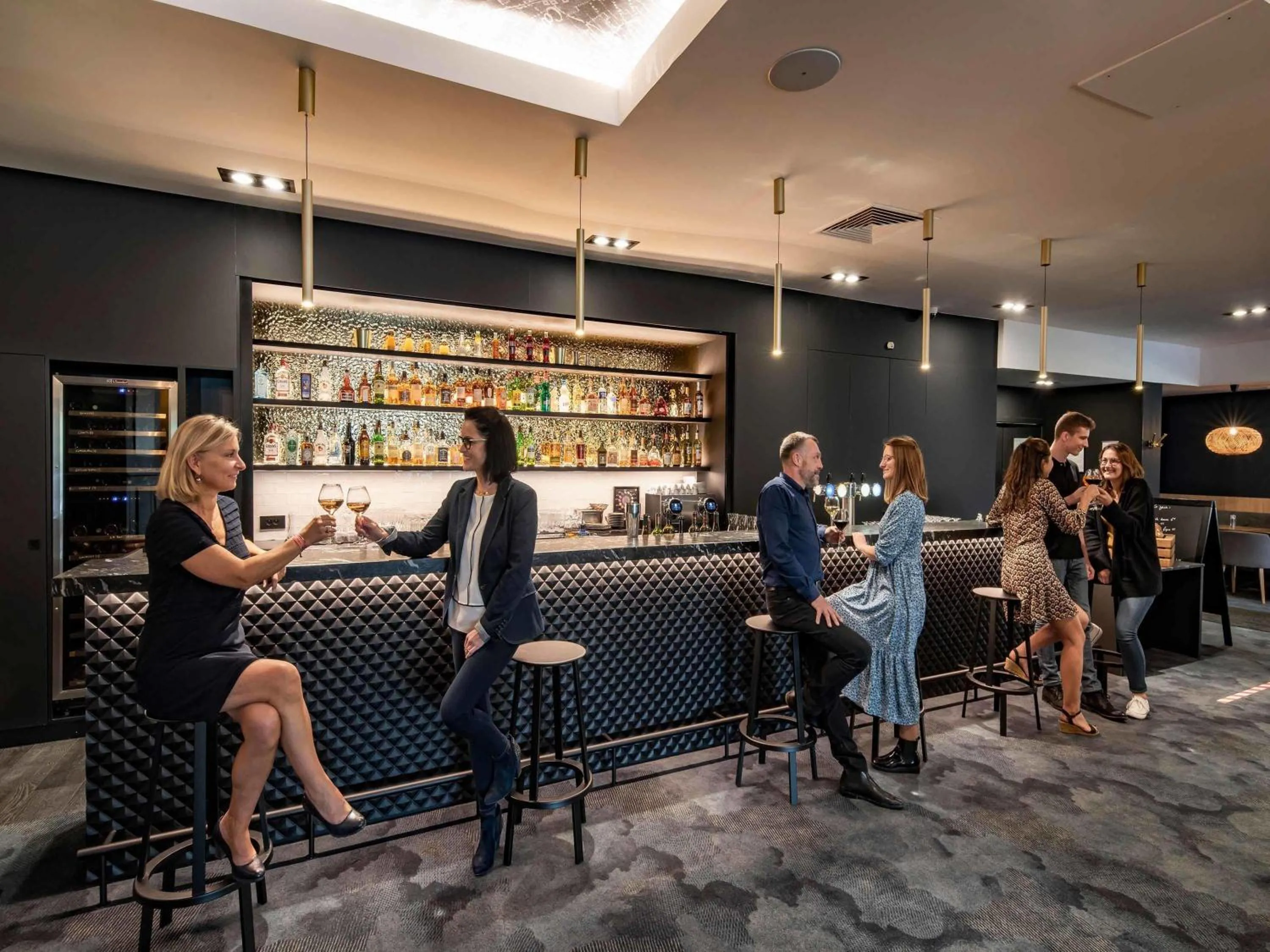 Lounge or bar in Mercure Lille Marcq en Baroeul