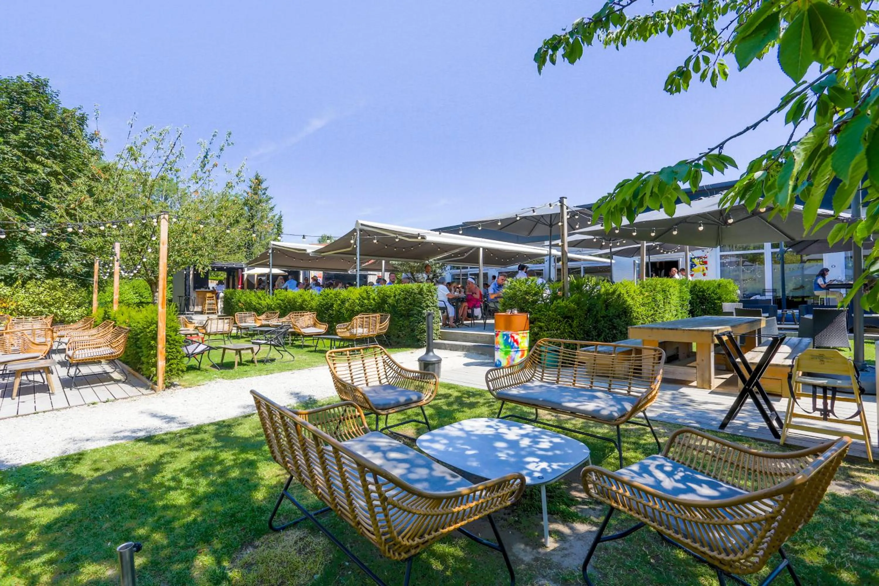 Patio in Mercure Lille Marcq en Baroeul