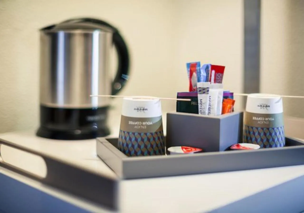 Coffee/tea facilities in Mercure Lille Marcq en Baroeul