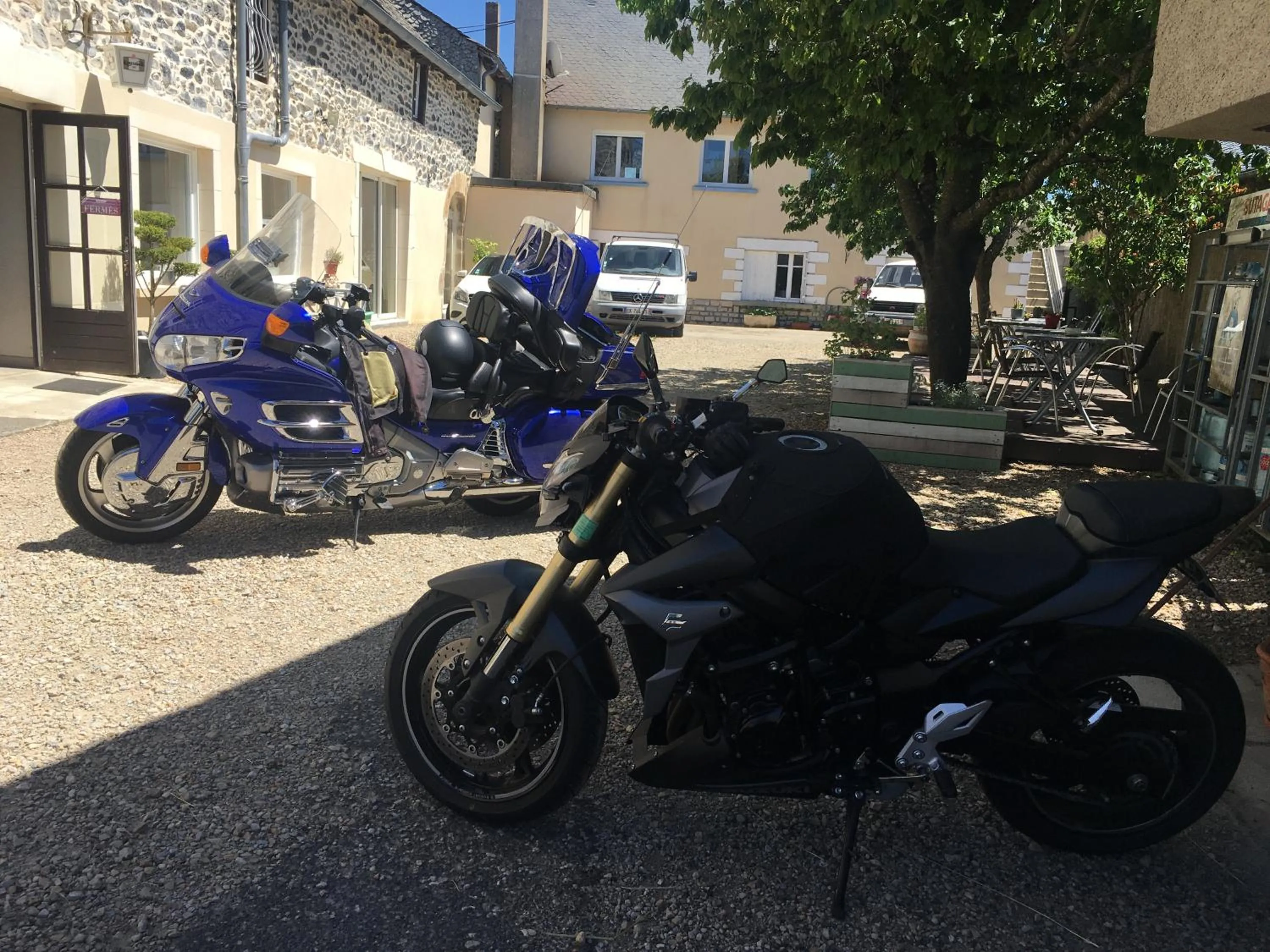 AUX PORTES D'AUBRAC studio 2 personnes