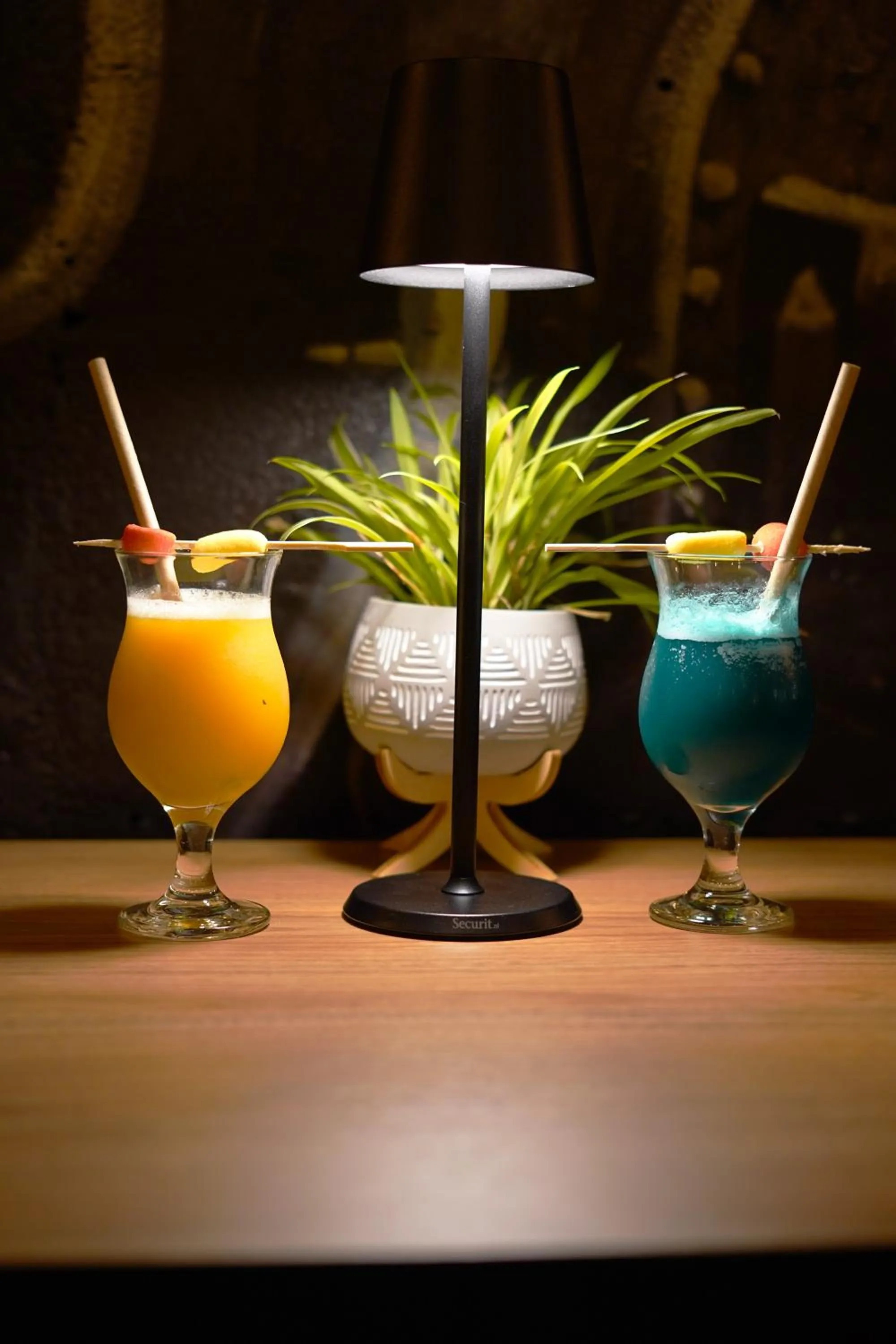 Lounge or bar in Best Western l'Atelier 117