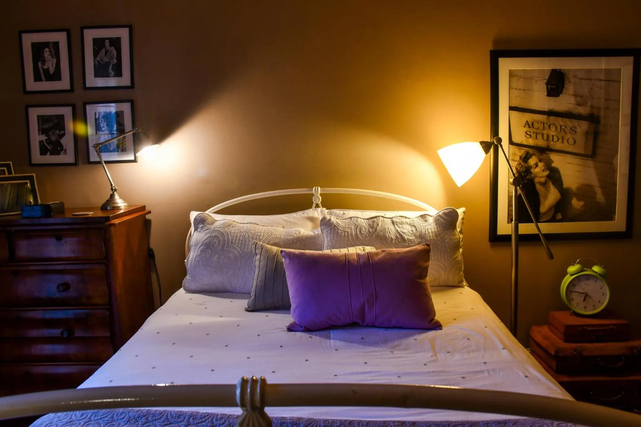 Bedroom, Bed in The Great Gatsby Houghton