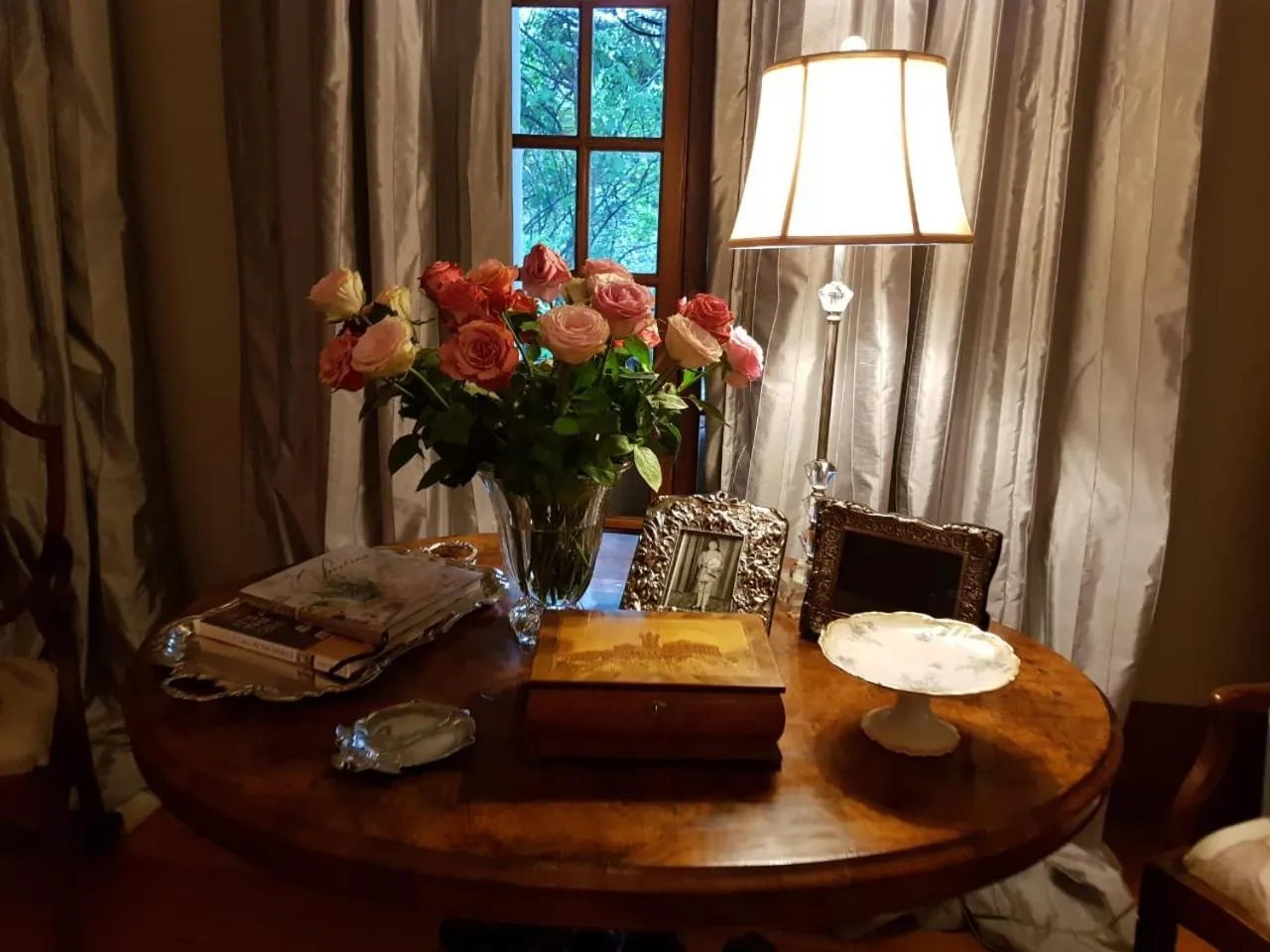 Living room in The Great Gatsby Houghton