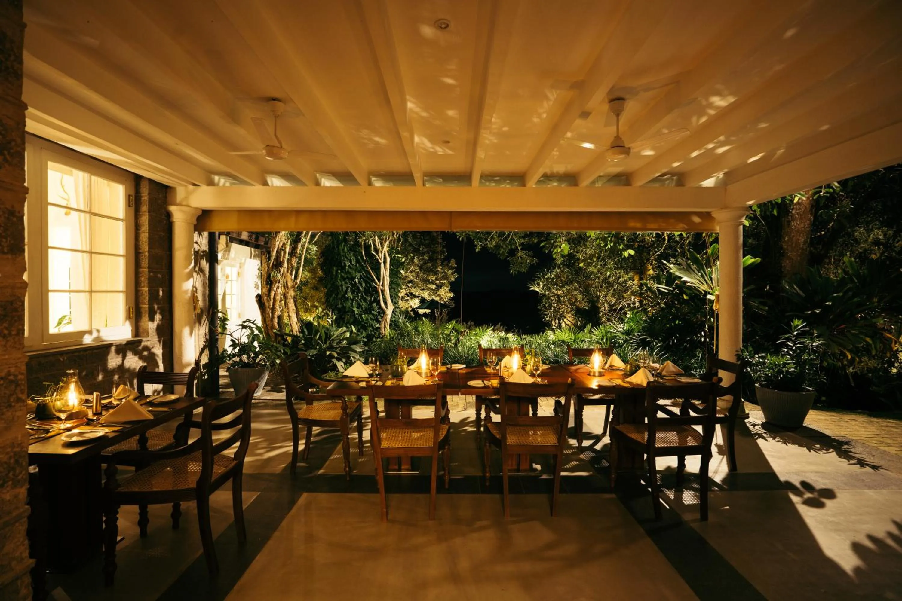 Restaurant/places to eat in Glenross Living - A Collection of 7 Private Pool Villas and 3 Colonial Suites