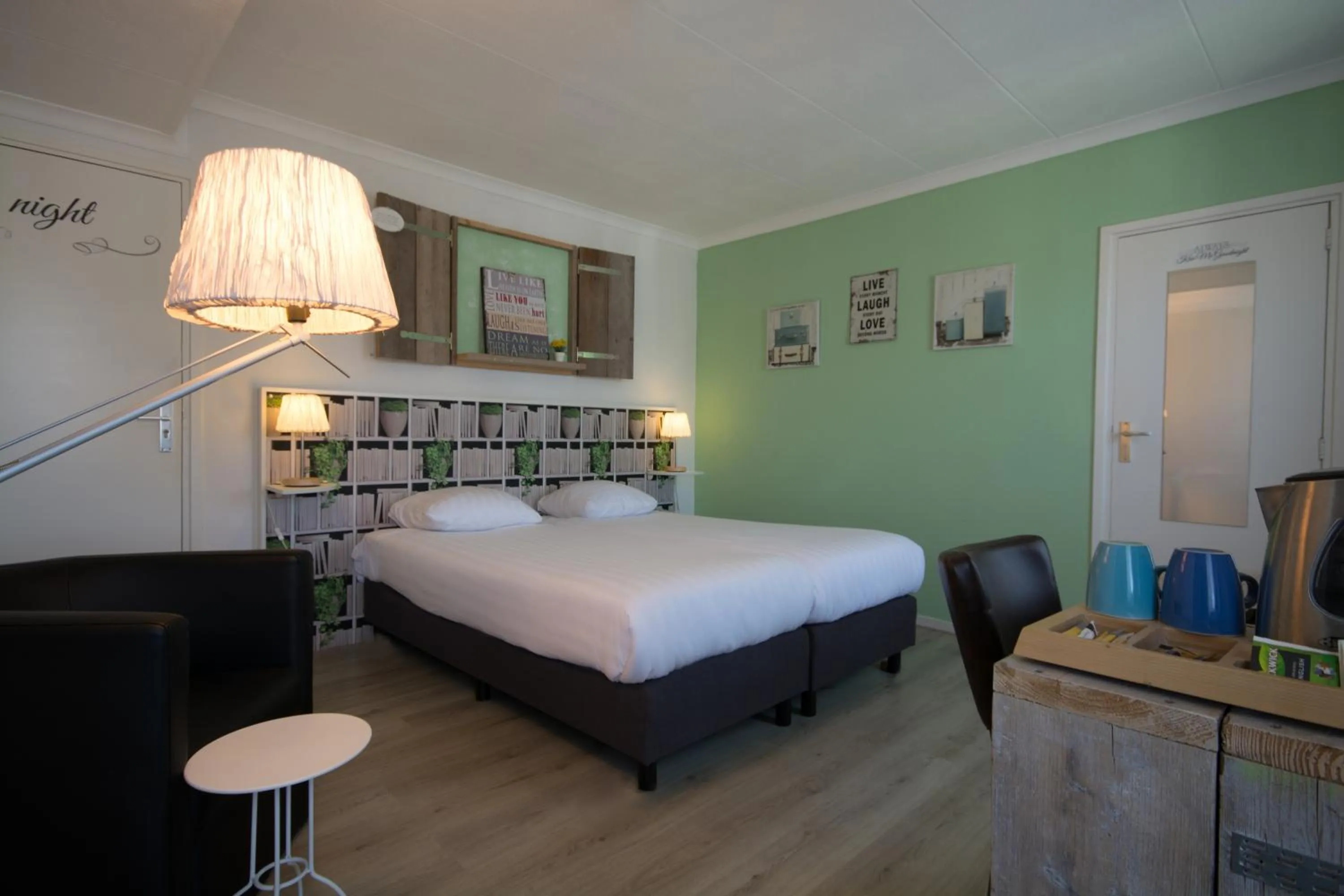 Photo of the whole room, Bed in Carré Hotel Zuid-Limburg