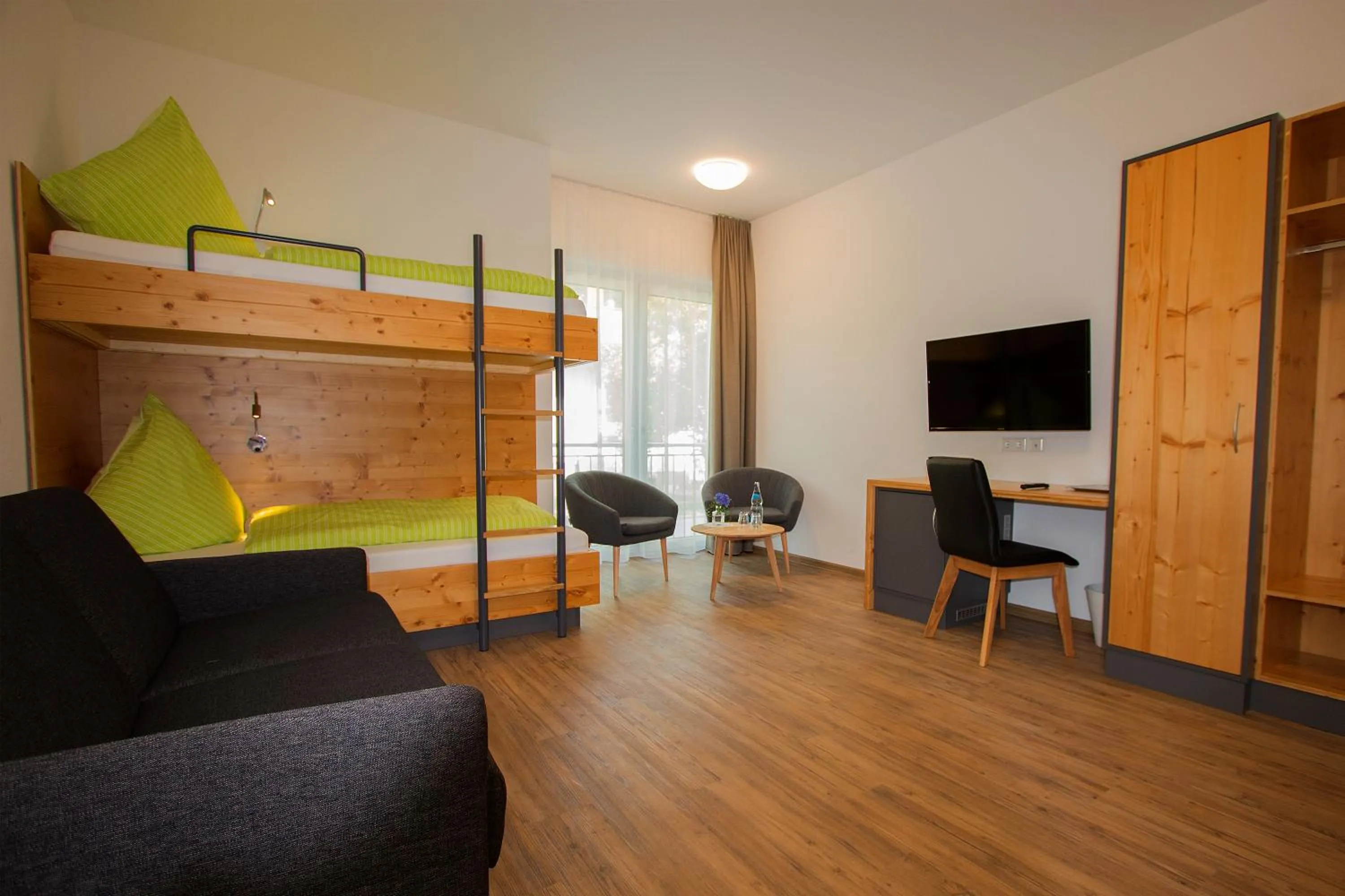 Photo of the whole room in Pension Yvonne - SUPERIOR