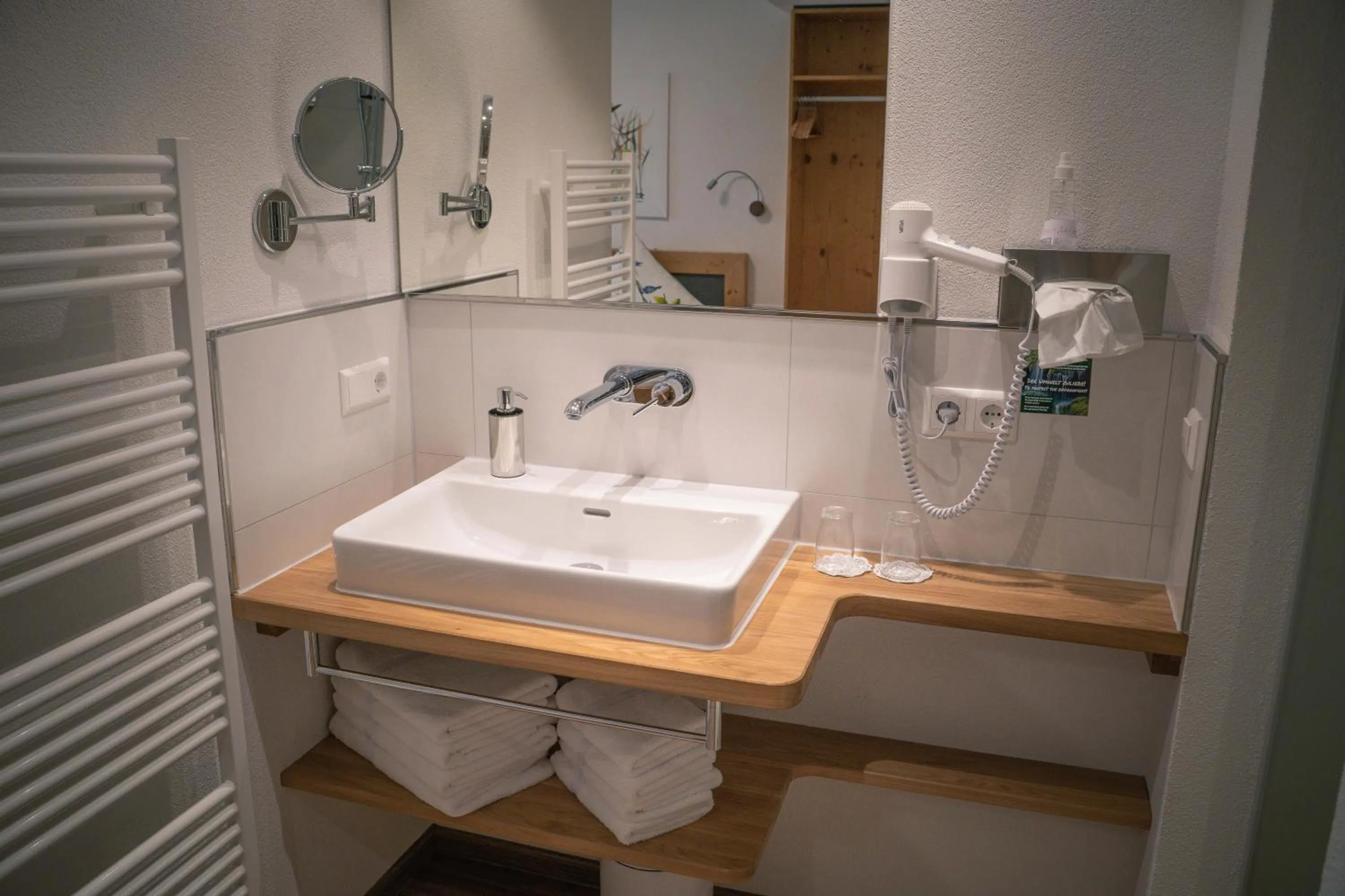 Bathroom in Pension Yvonne - SUPERIOR