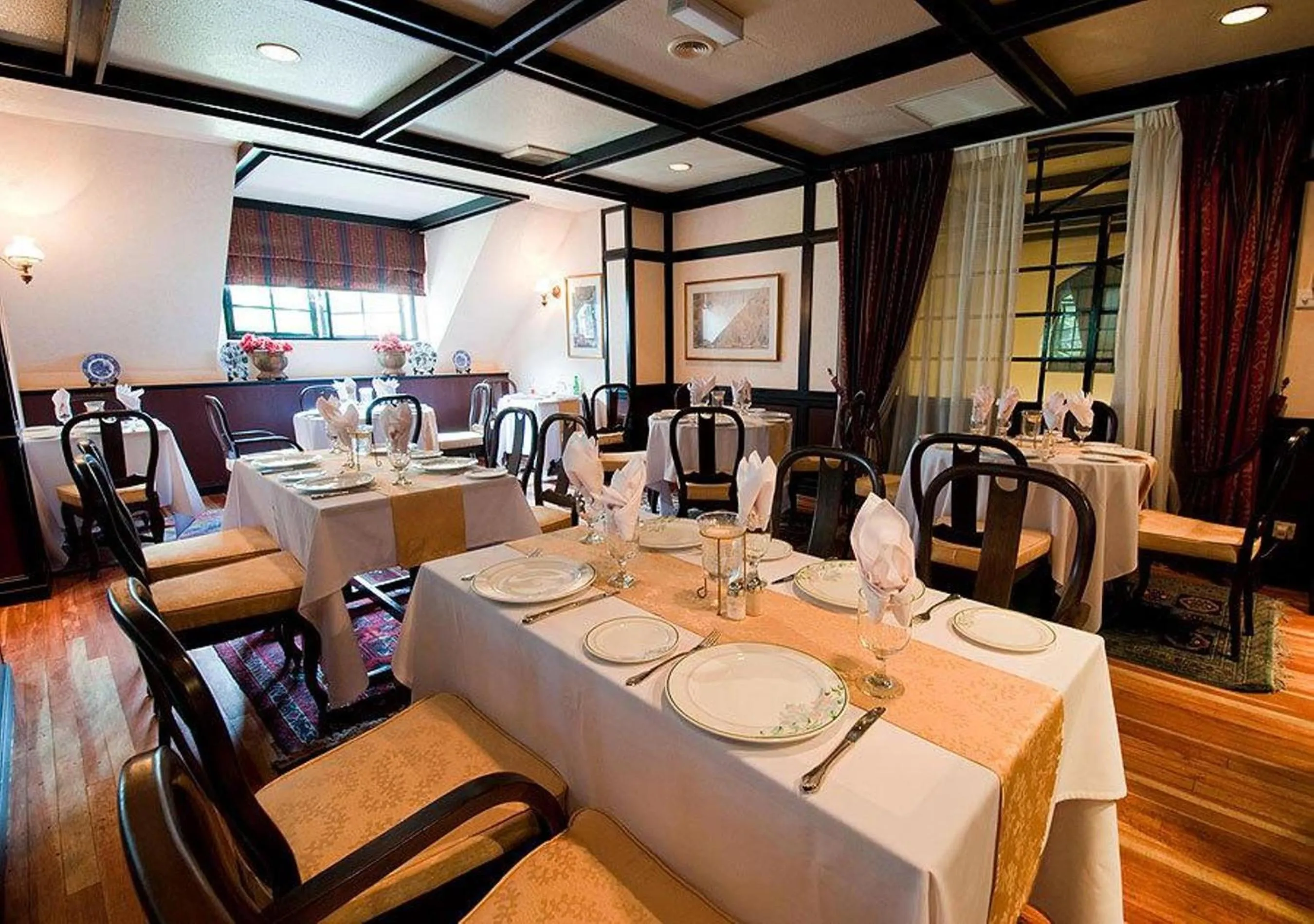 Restaurant/places to eat in Strawberry Park Resort