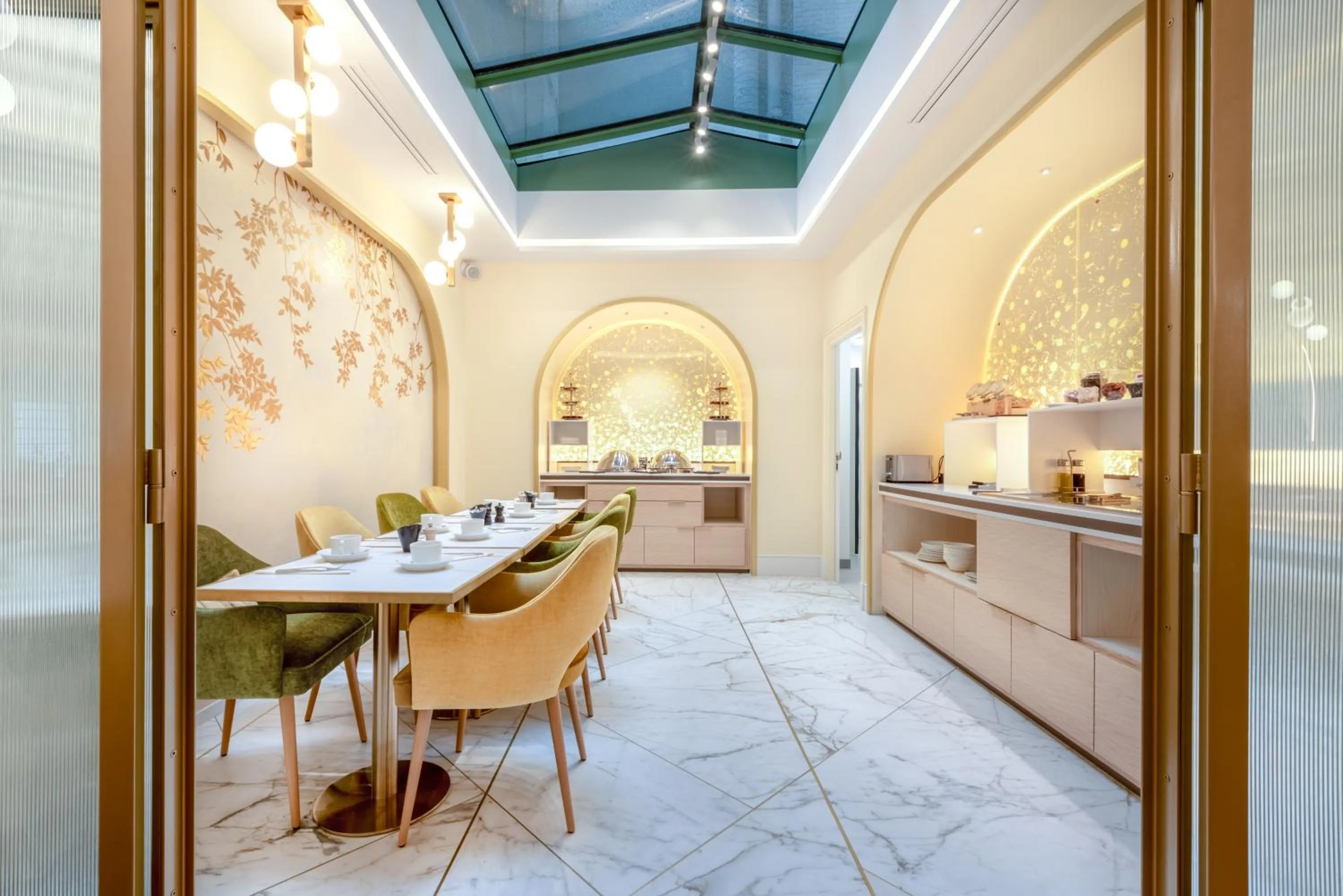 Breakfast in Hotel Claridge Paris