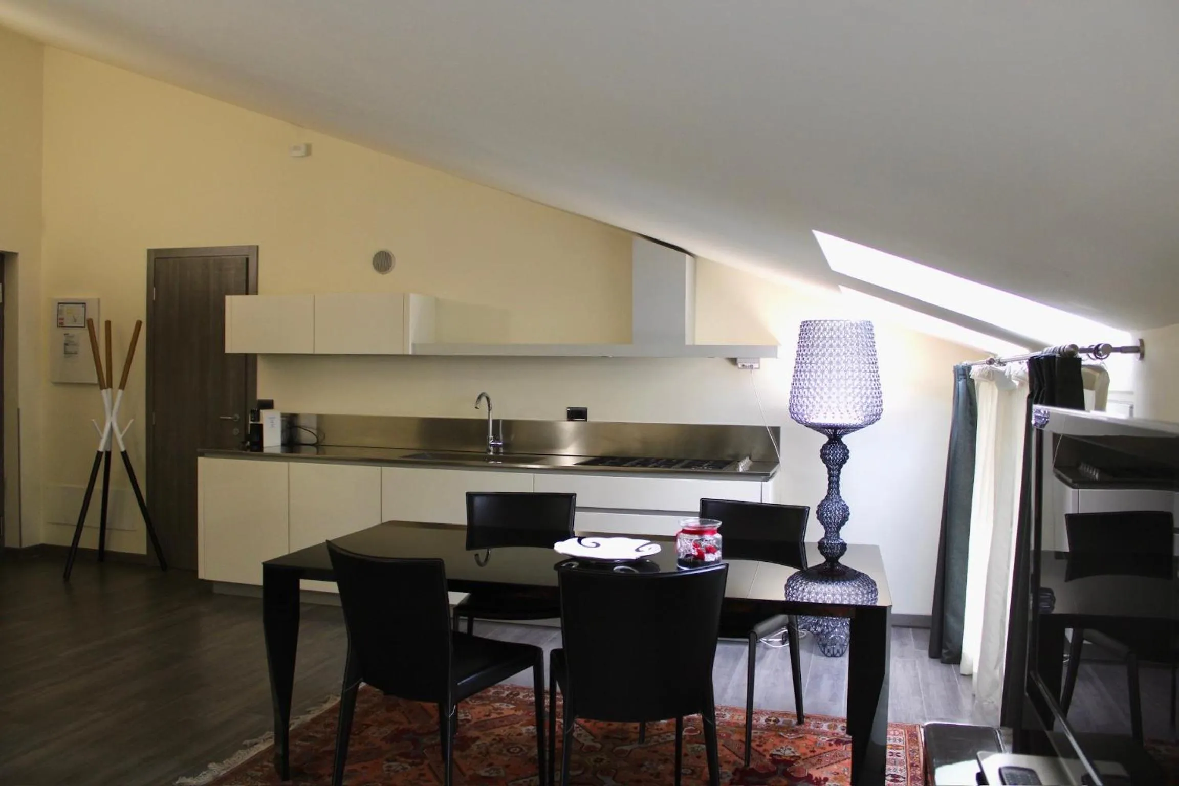 Kitchen or kitchenette in Residenza Agnello D'Oro