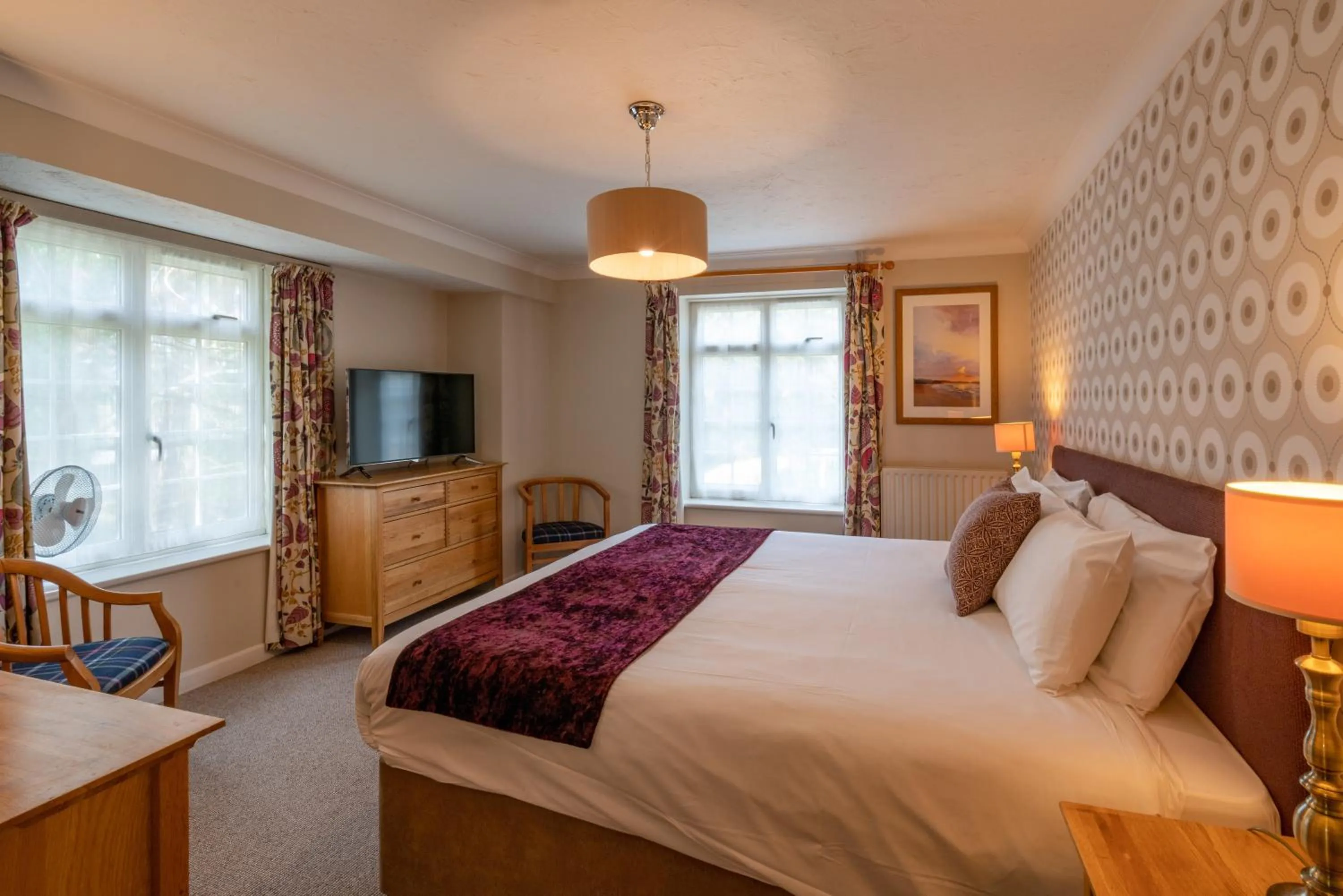 Photo of the whole room, Bed in Avon Causeway Hotel