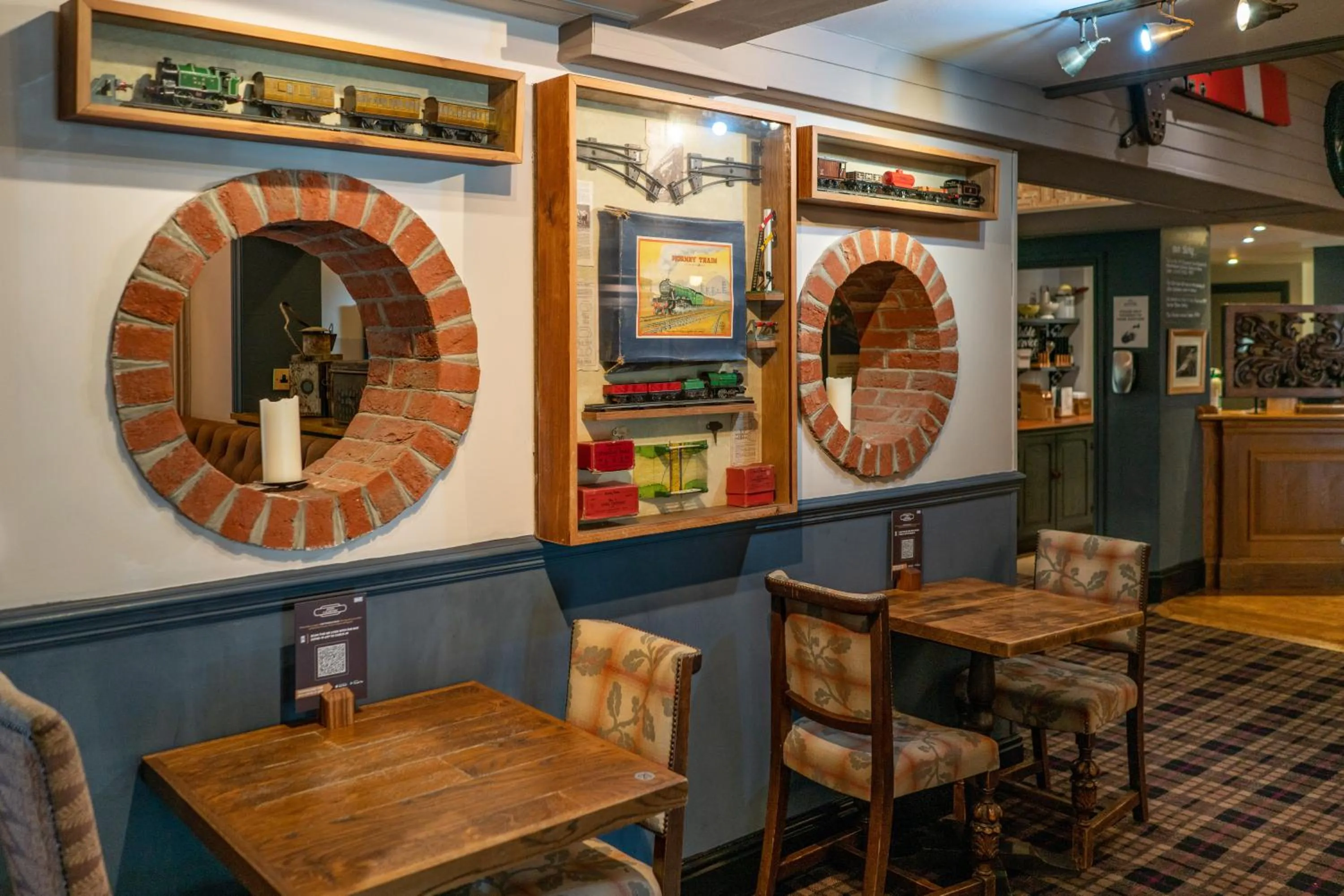 Decorative detail in Avon Causeway Hotel