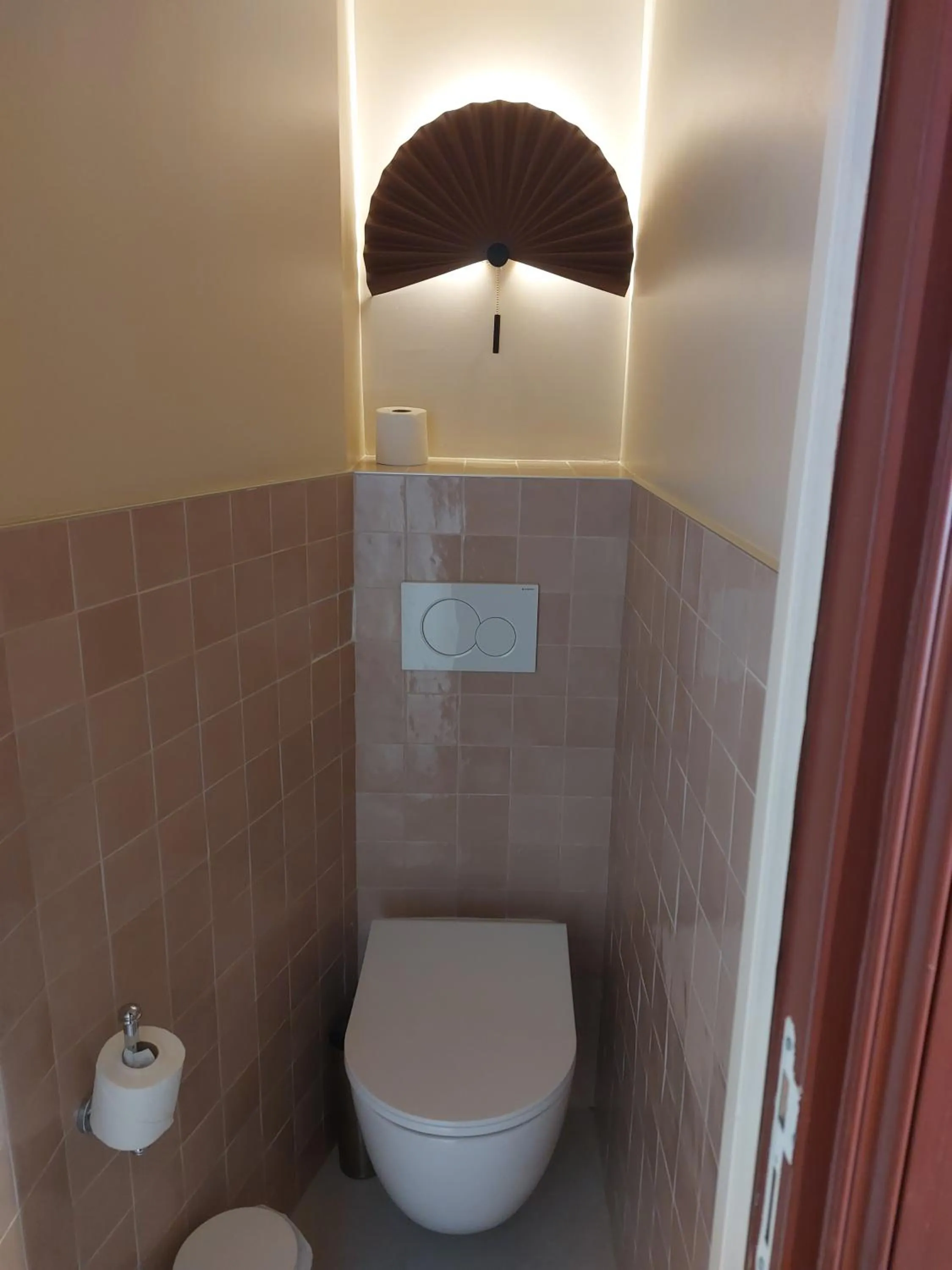 Toilet in Hotel Sacha