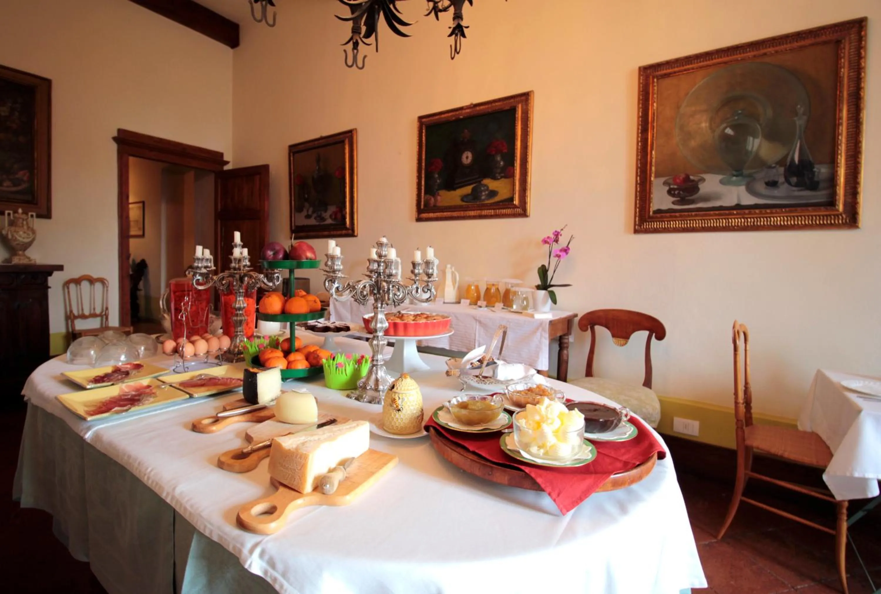Breakfast in Castello di San Fabiano
