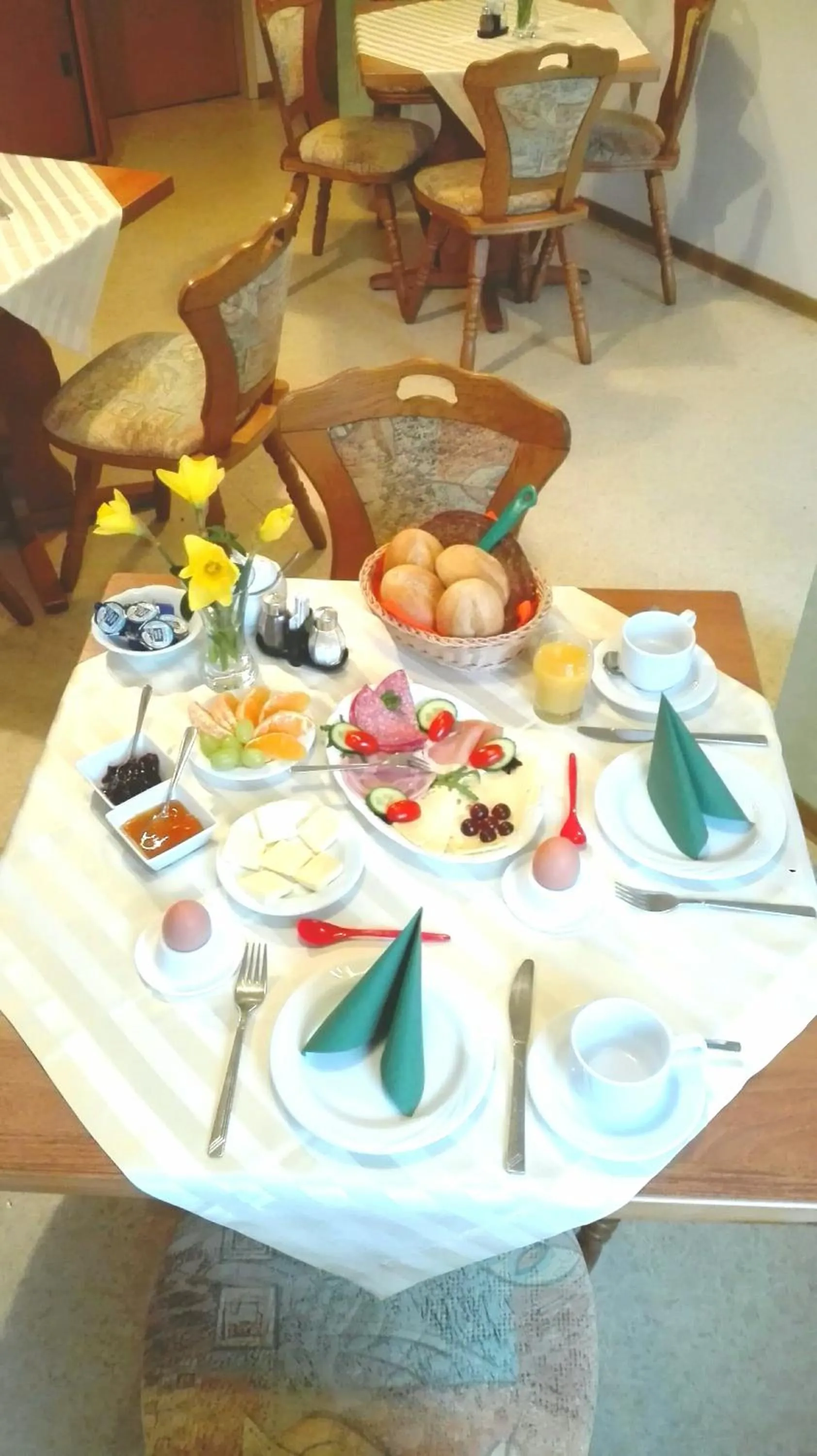 Breakfast in Christel's Pension