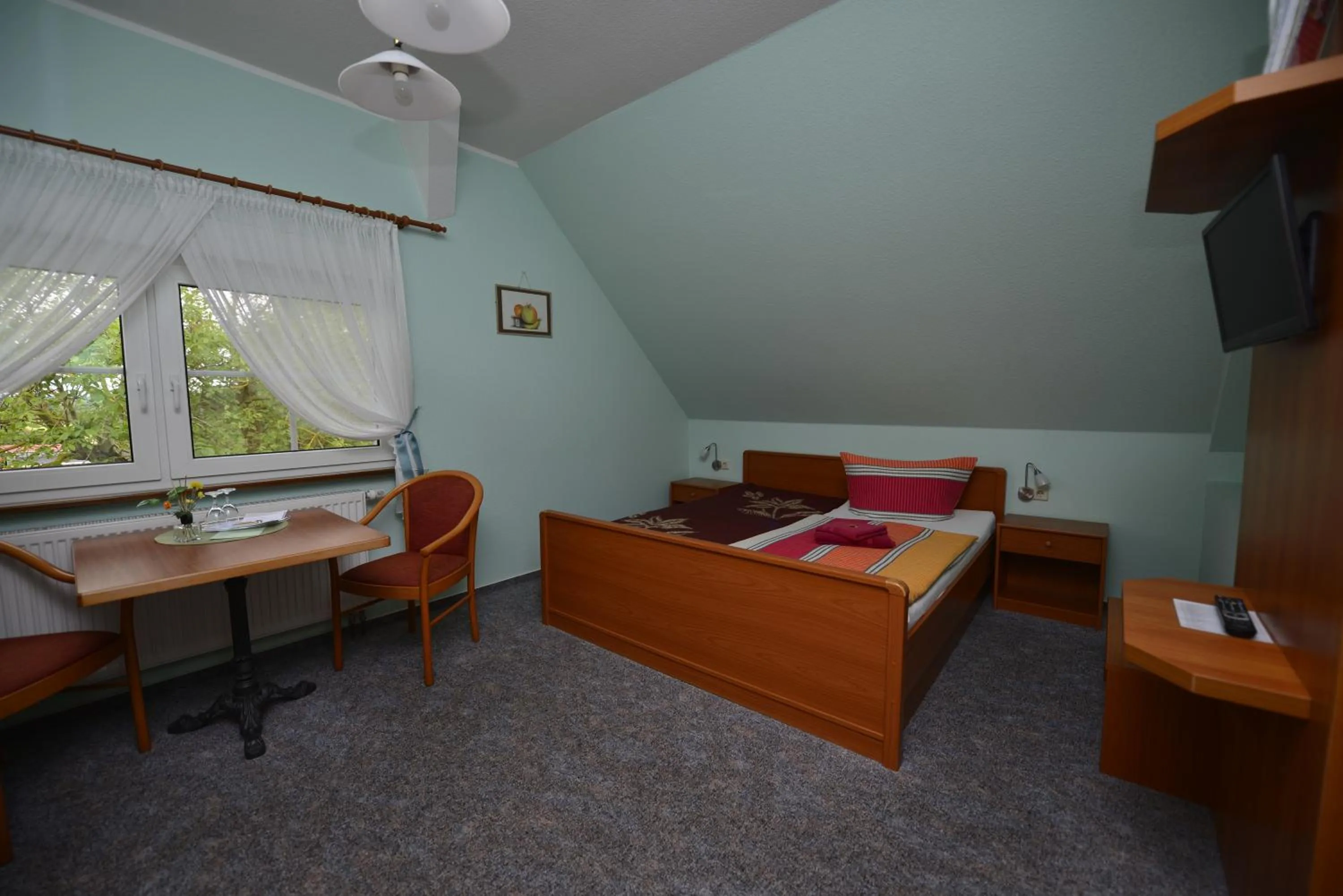 Photo of the whole room, Bed in Christel's Pension