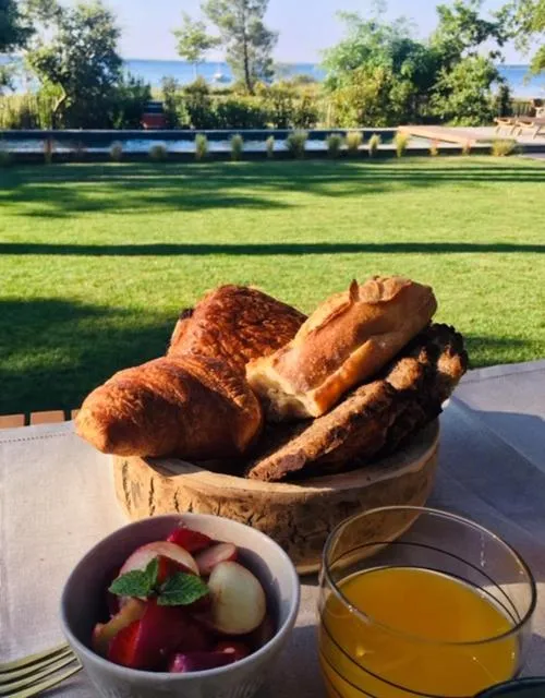 Breakfast in La Maison Moutchic